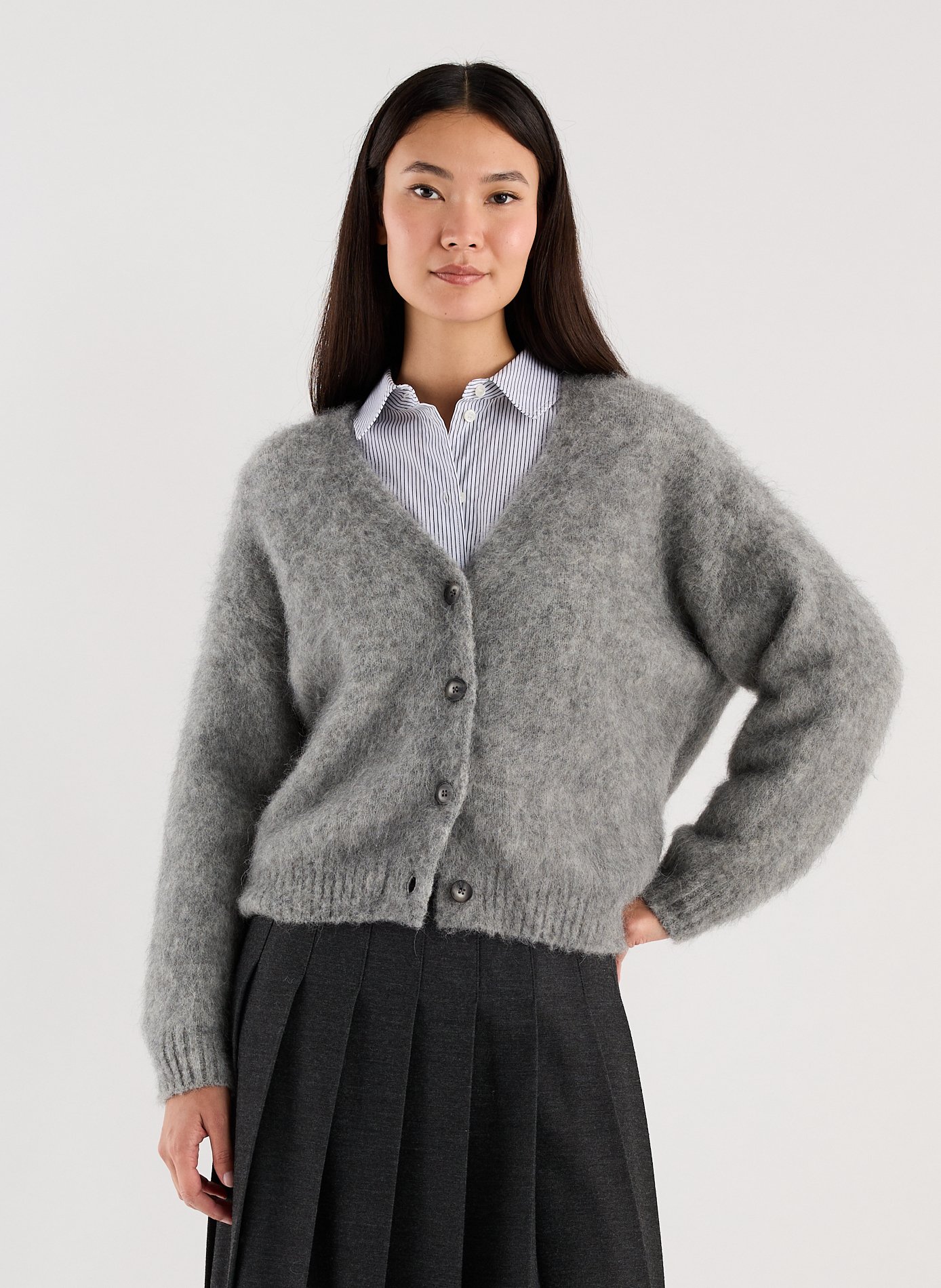 Recht, gebreid vest met V-hals SAISON 1865