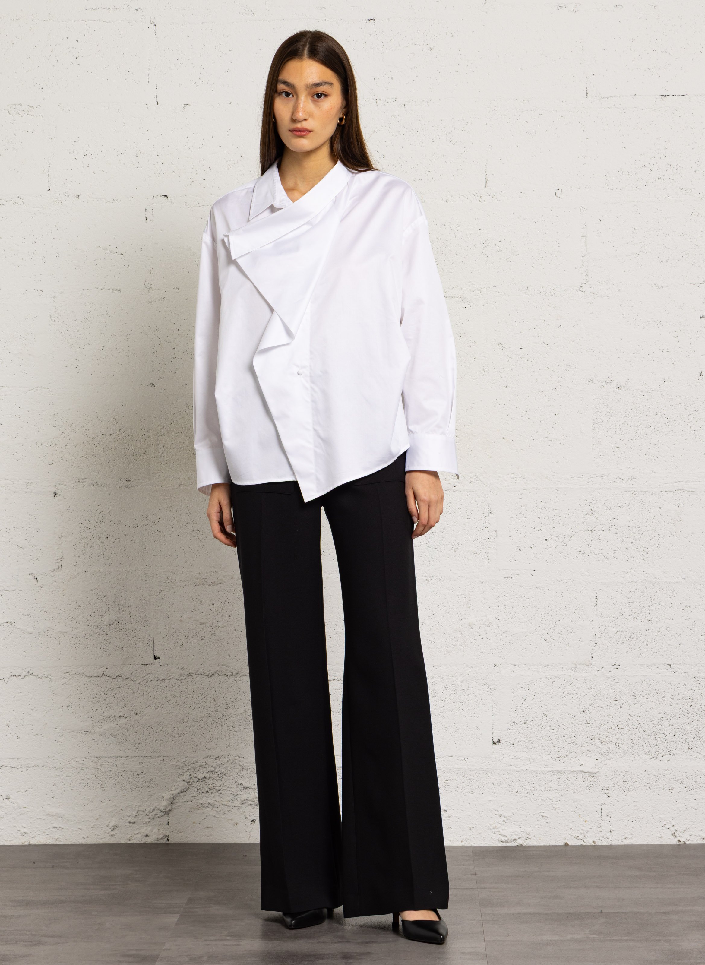 Chemise asymétrique à col drapé MARGAUX LONNBERG Blanc