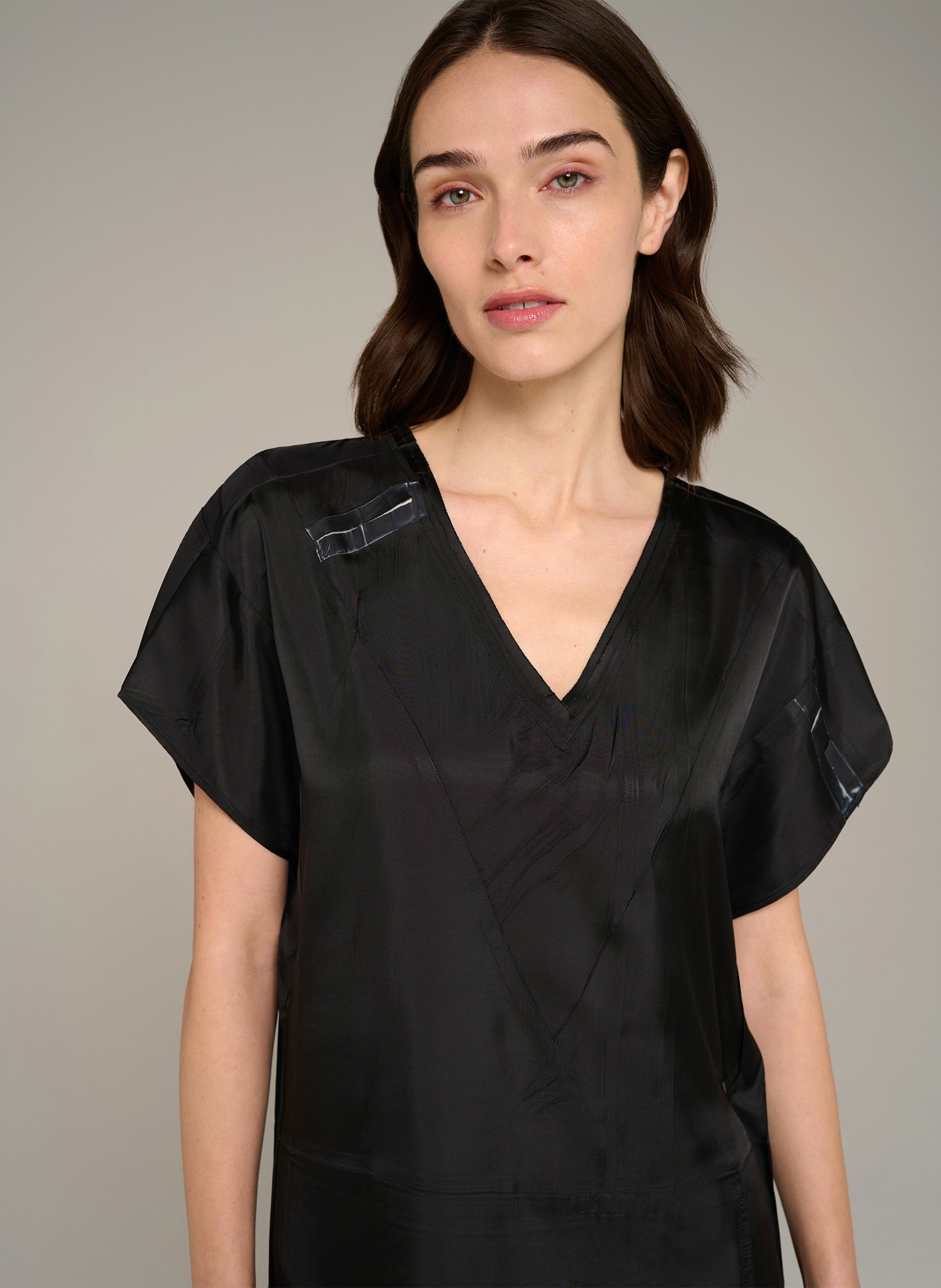 Midi V-Neck Loose Fit Dress COTELAC Black