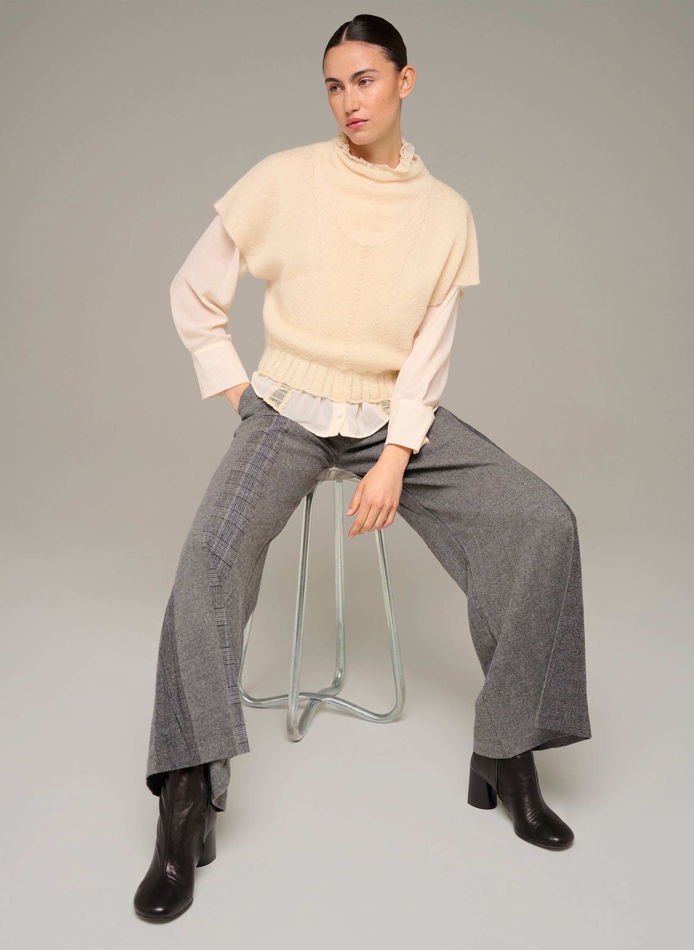 Taillierter Kurzarm-Pullover aus Wollmischung COTELAC Beige