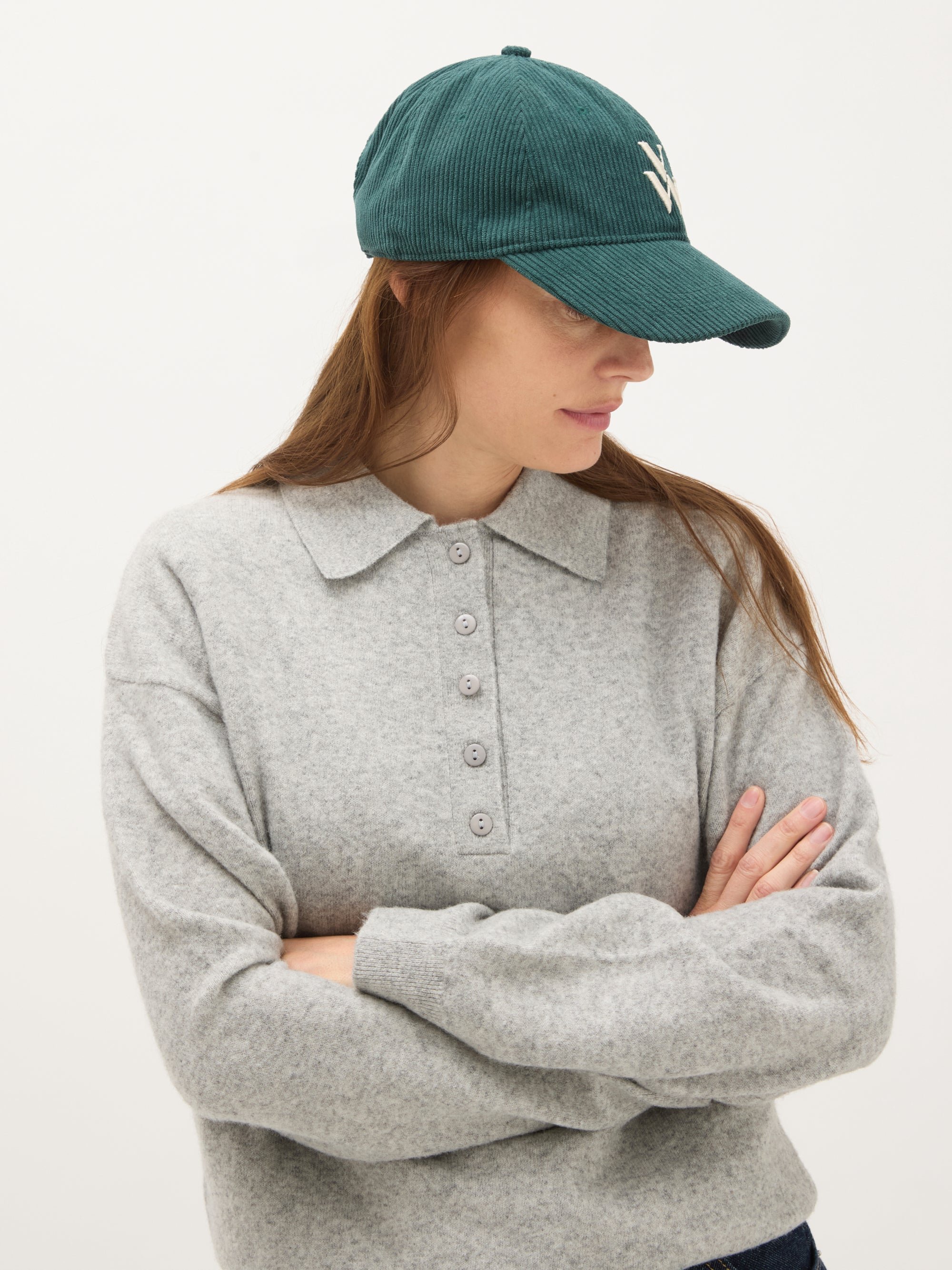 Embroidered monogram cap VANESSA WU Green