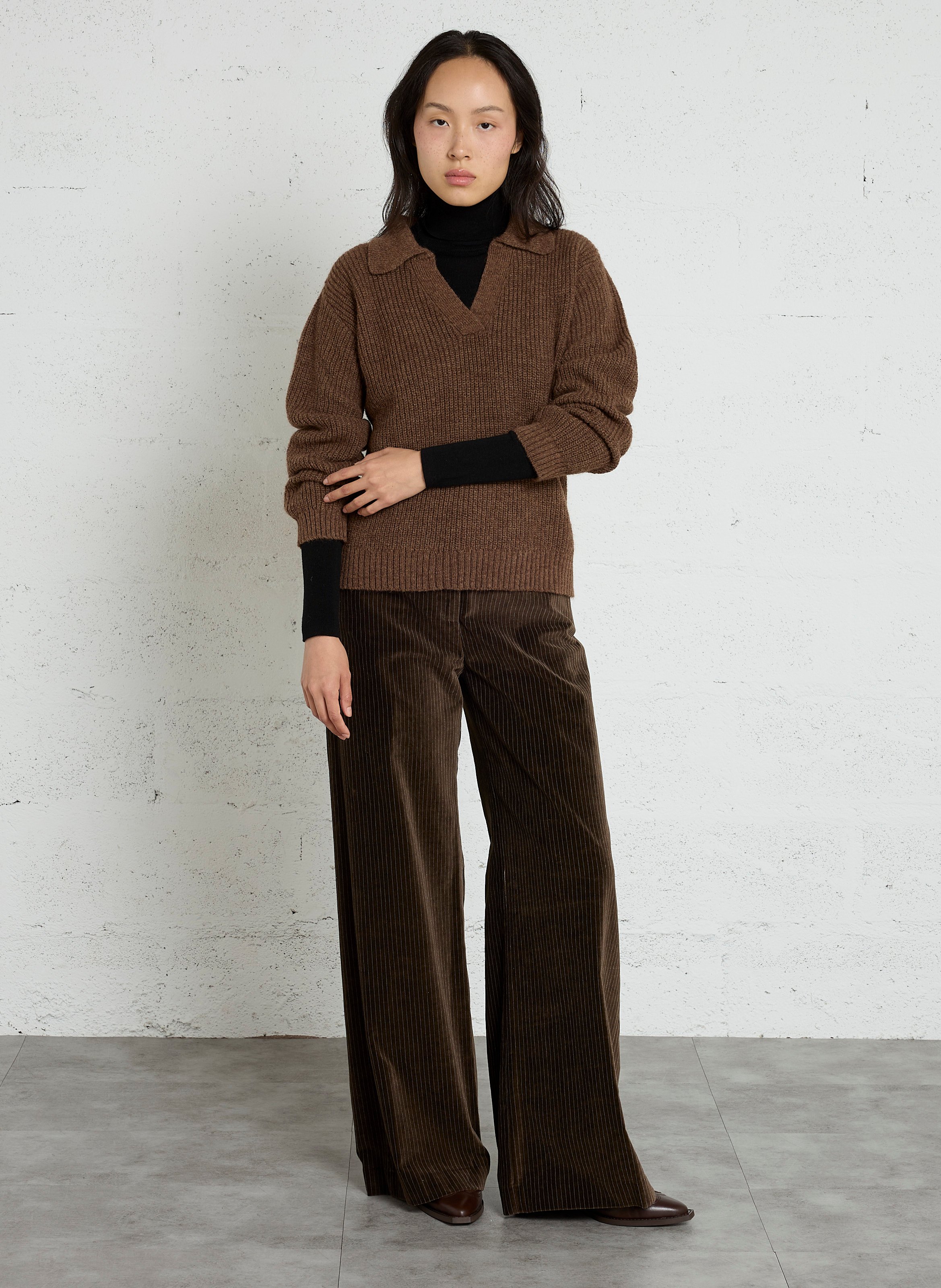 Straight-cut knit sweater DIEGA Brown