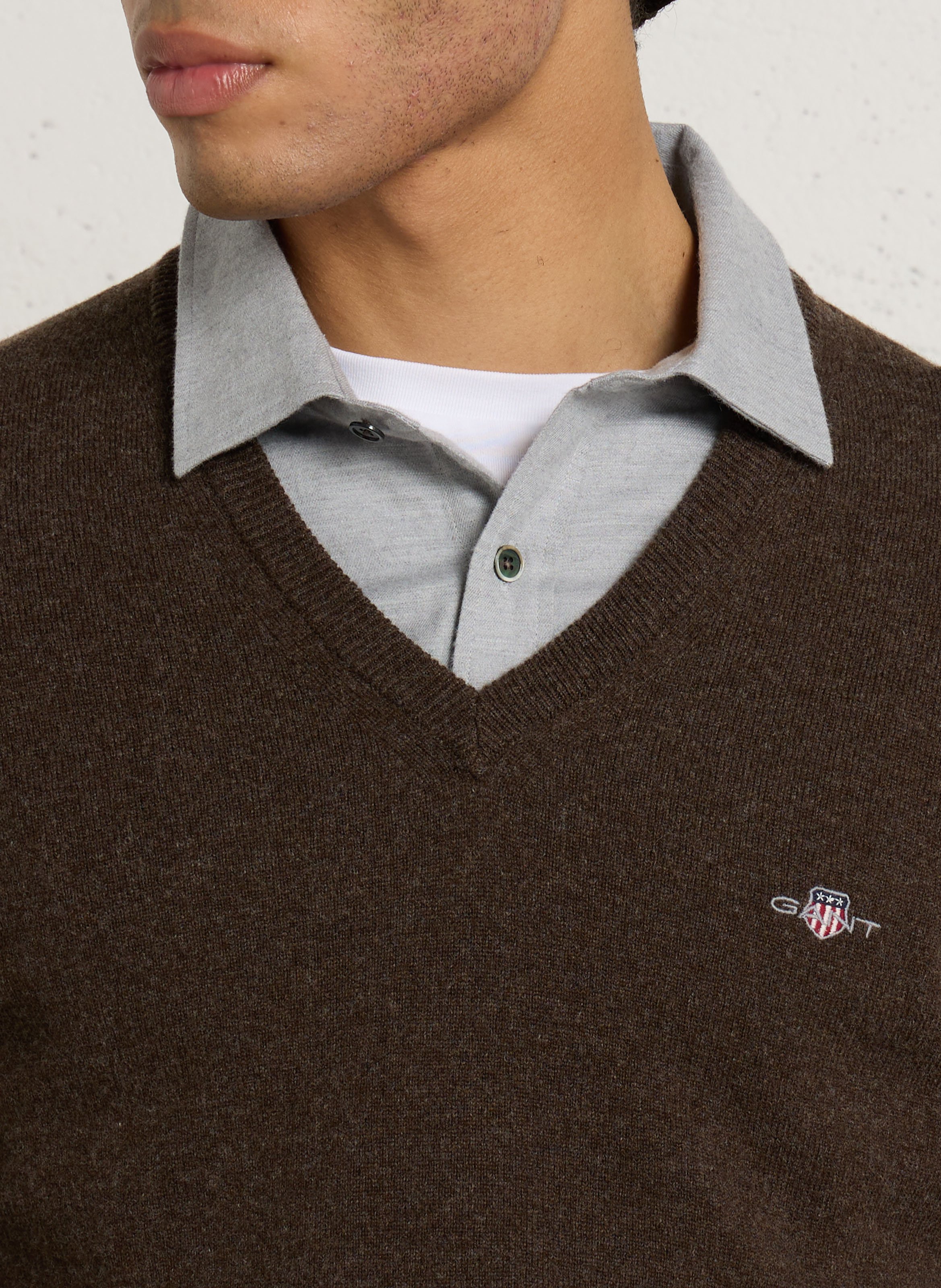 Pull col V en laine GANT Marron