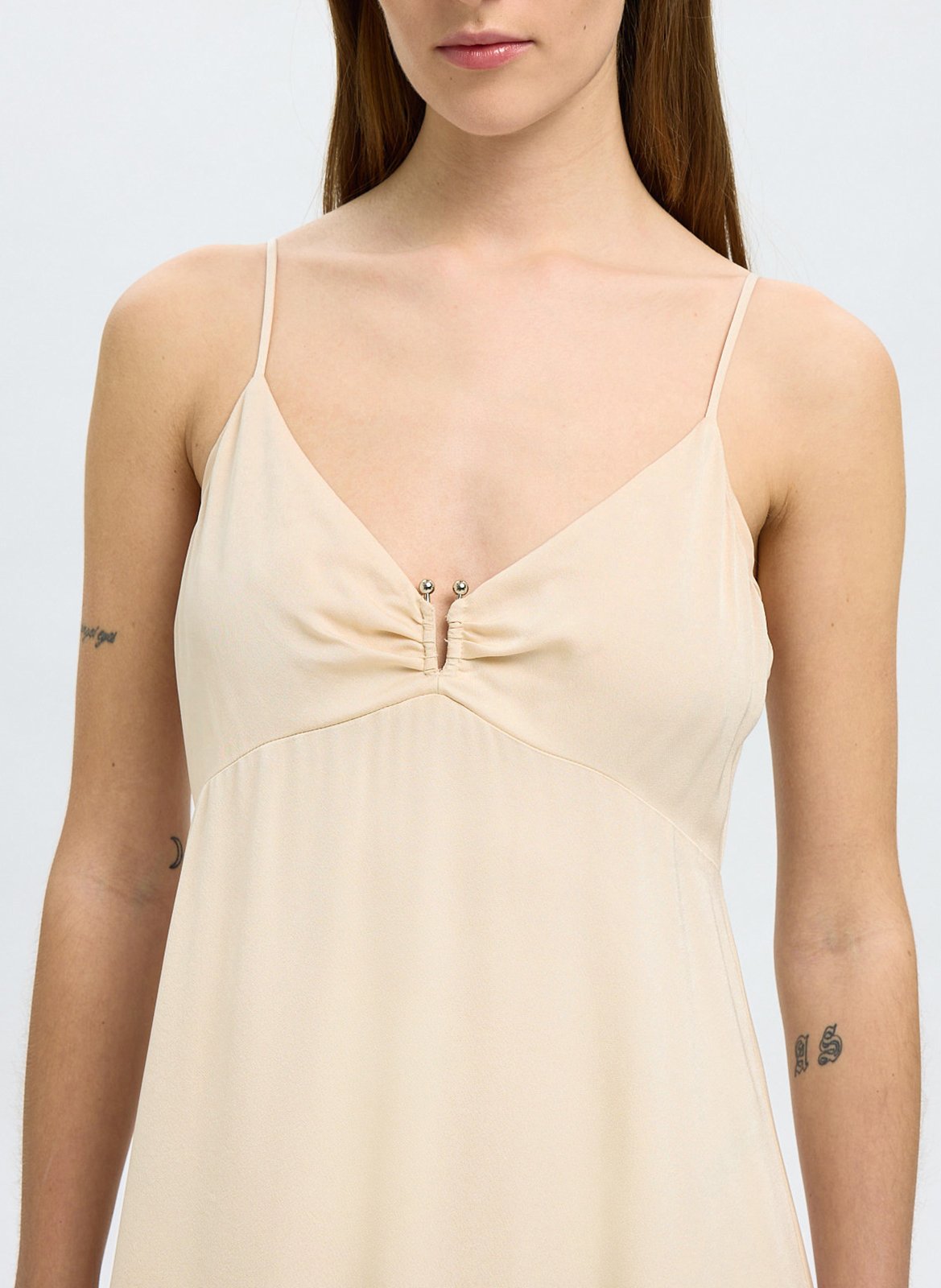 Robe longue col v Beige