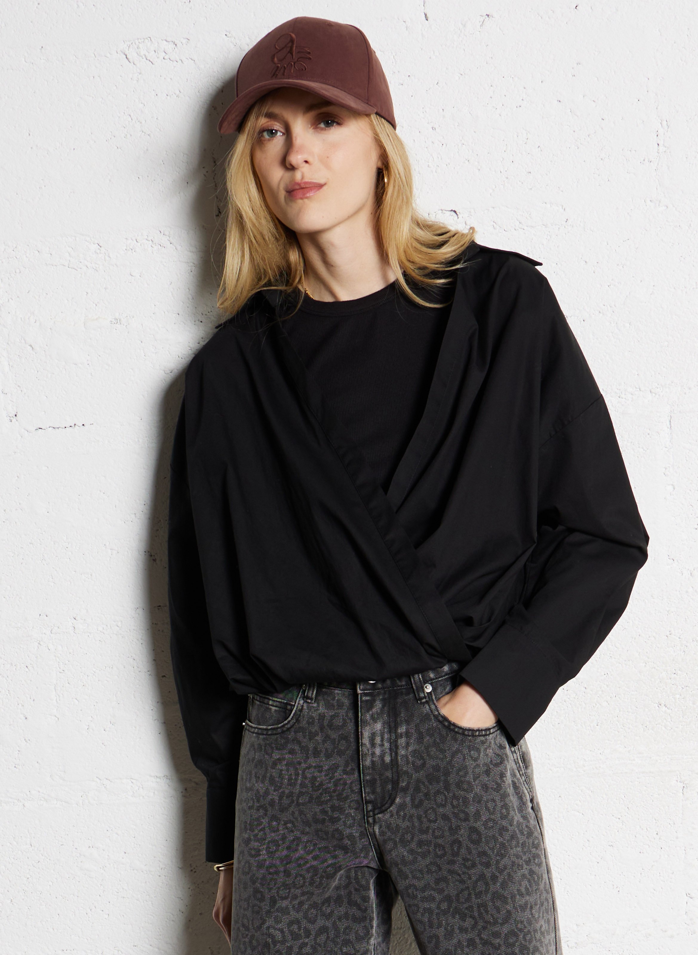 Organic cotton blouse with classic collar SUNCOO Black