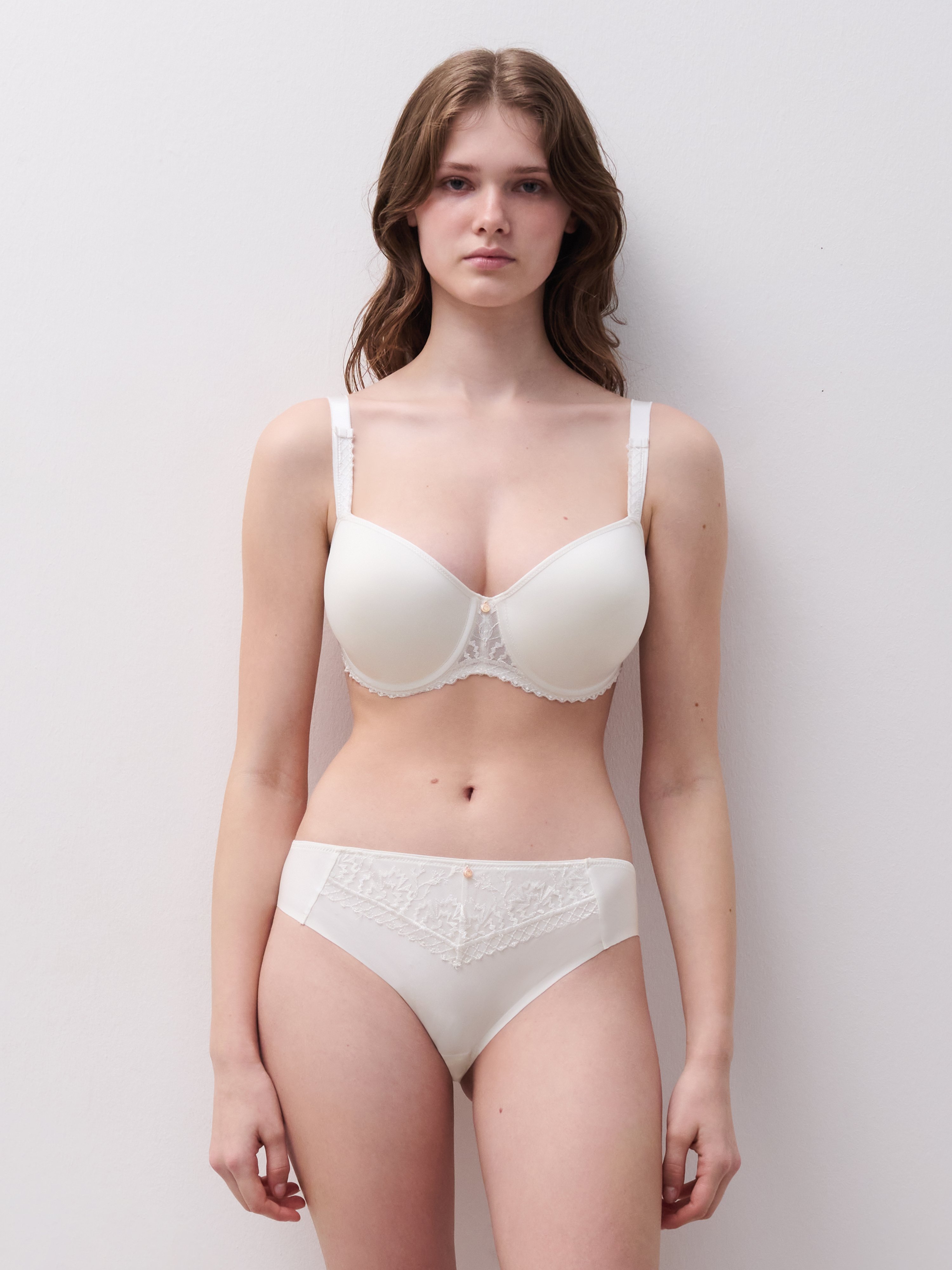 Memory foam half-cup bra CHANTELLE Beige