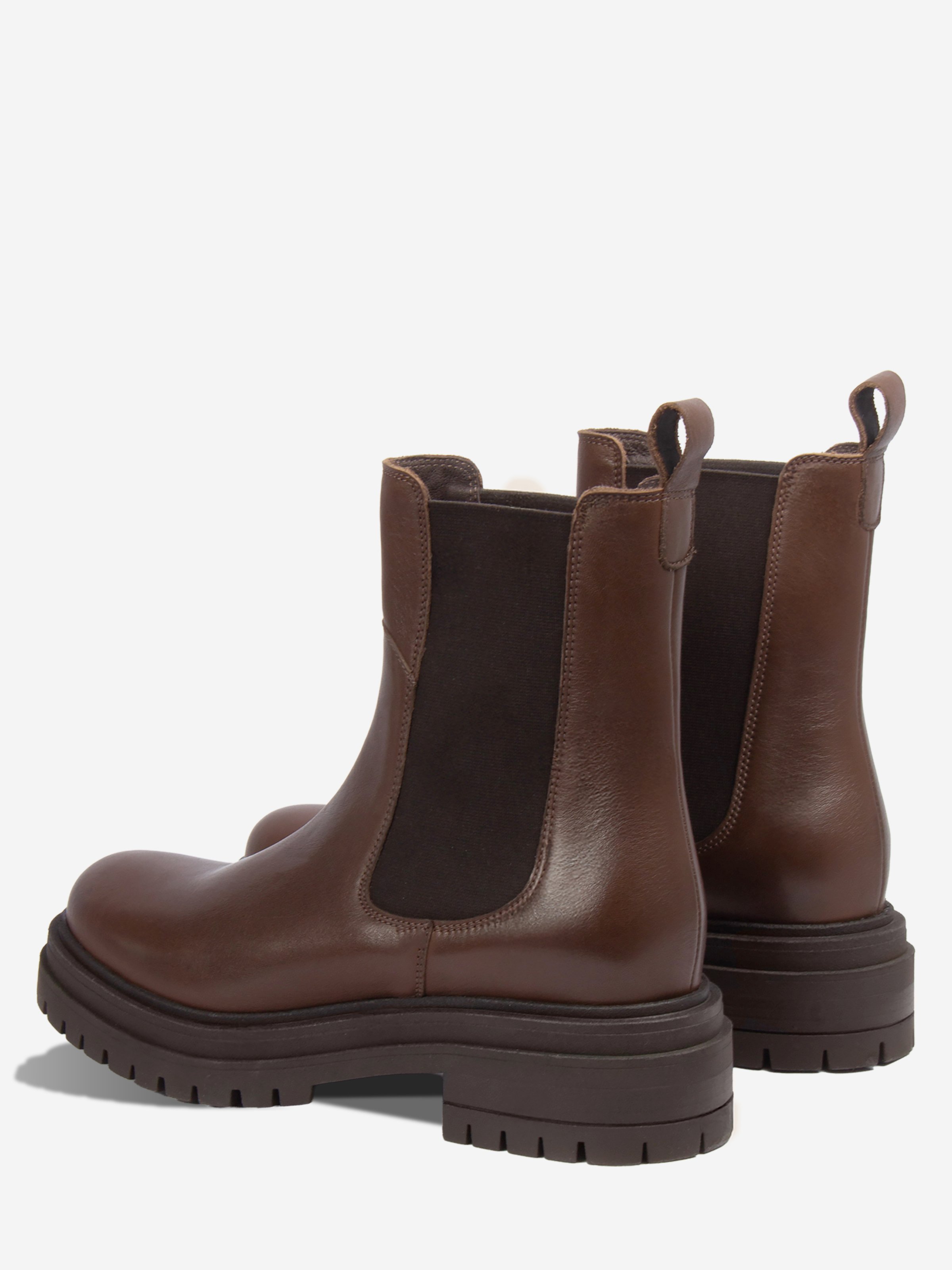 Leather mid-calf Chelsea boots with lugged sole JULES & JENN Brown