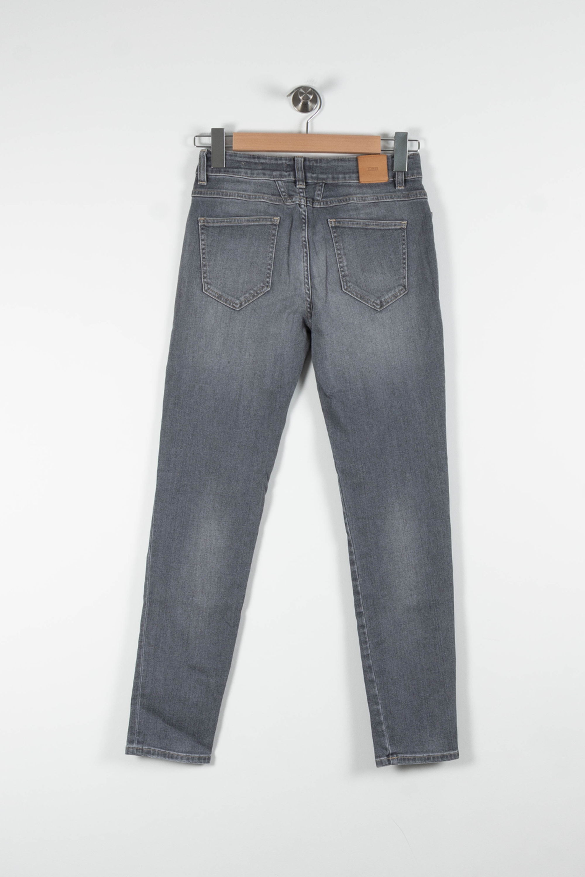 Cropped slim jeans with studs CLOSED - Seconde Main Grey