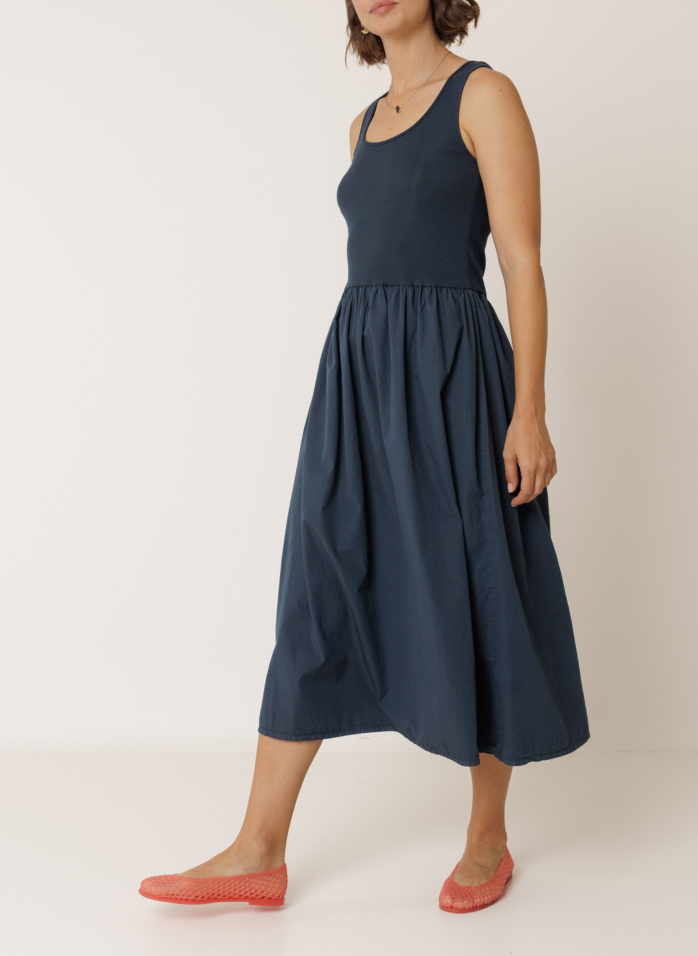 Halflange jurk met ronde hals van katoen INDI & COLD Blauw