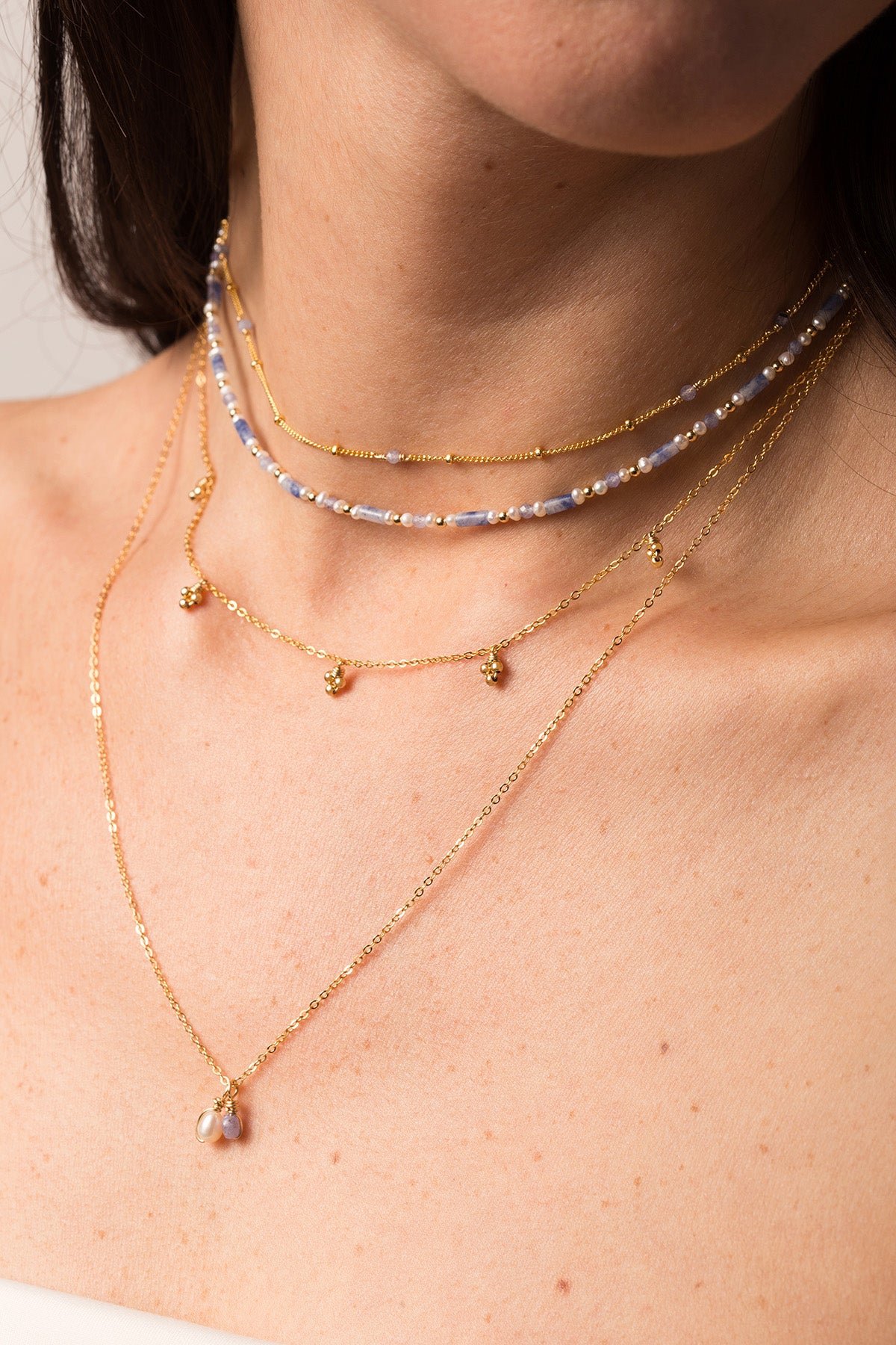 Mini pearl pendant YAY White