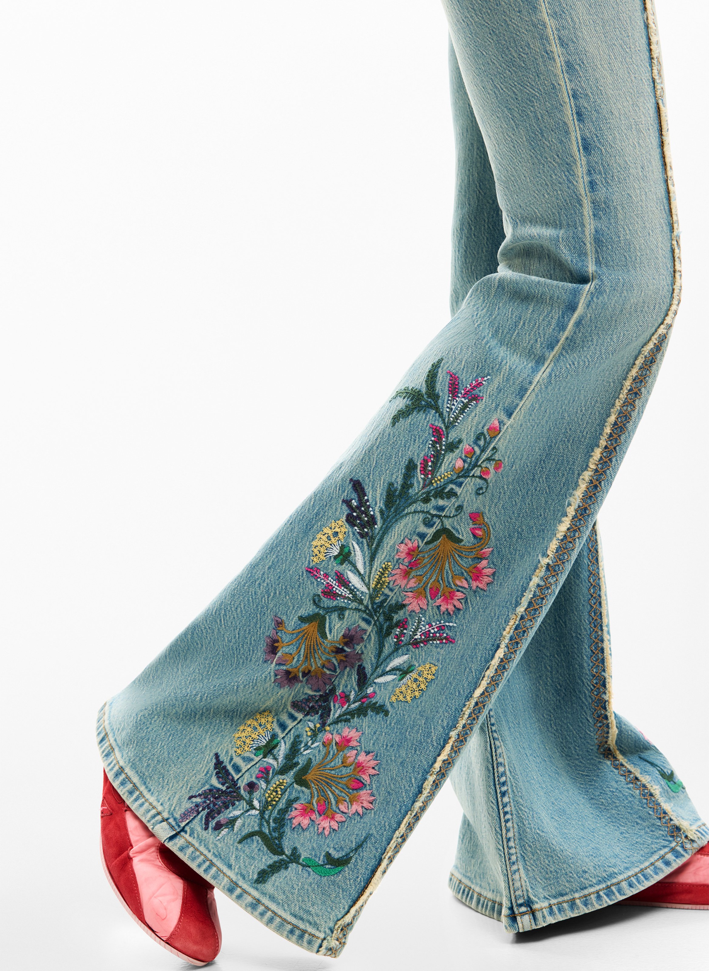 Bestickte Flared Jeans DESIGUAL Blau