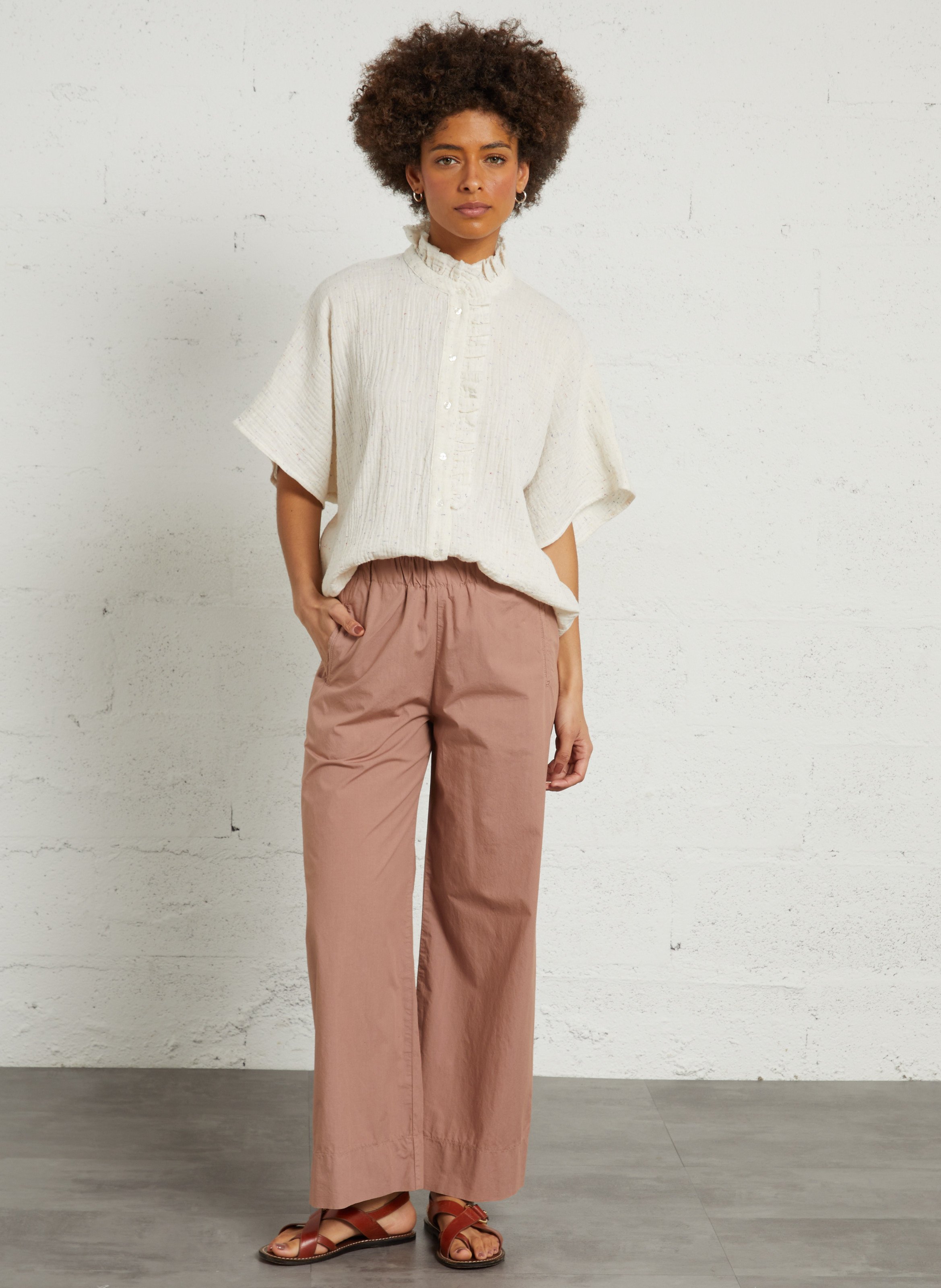 Weites Hemd mit viktorianischem Kragen aus Baumwolle HOD PARIS Beige