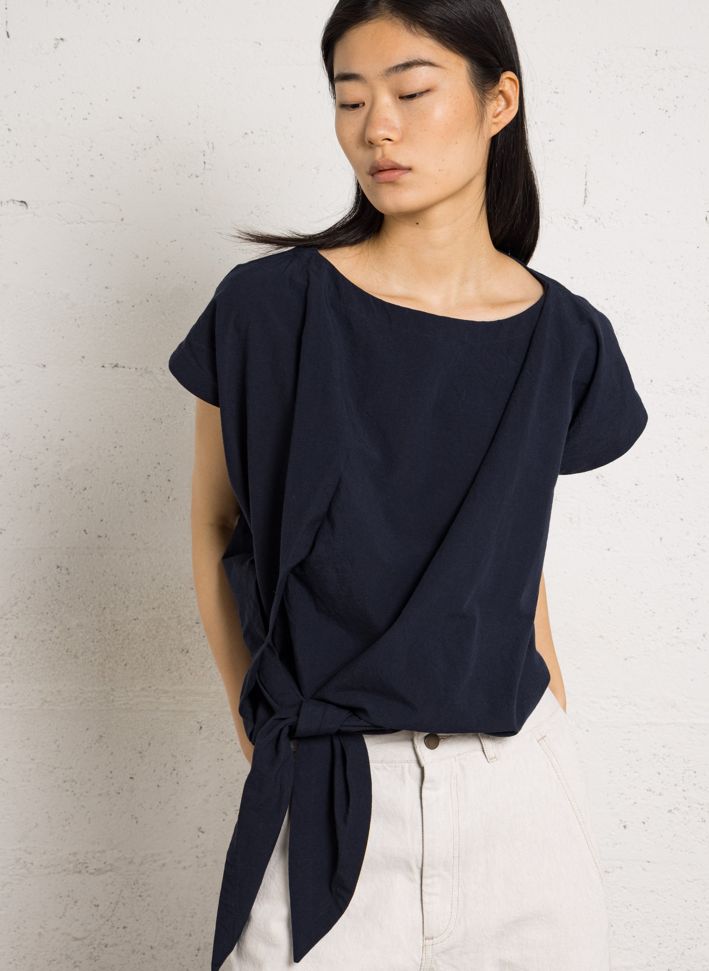 Solid color wrap-around top SOEUR Blue