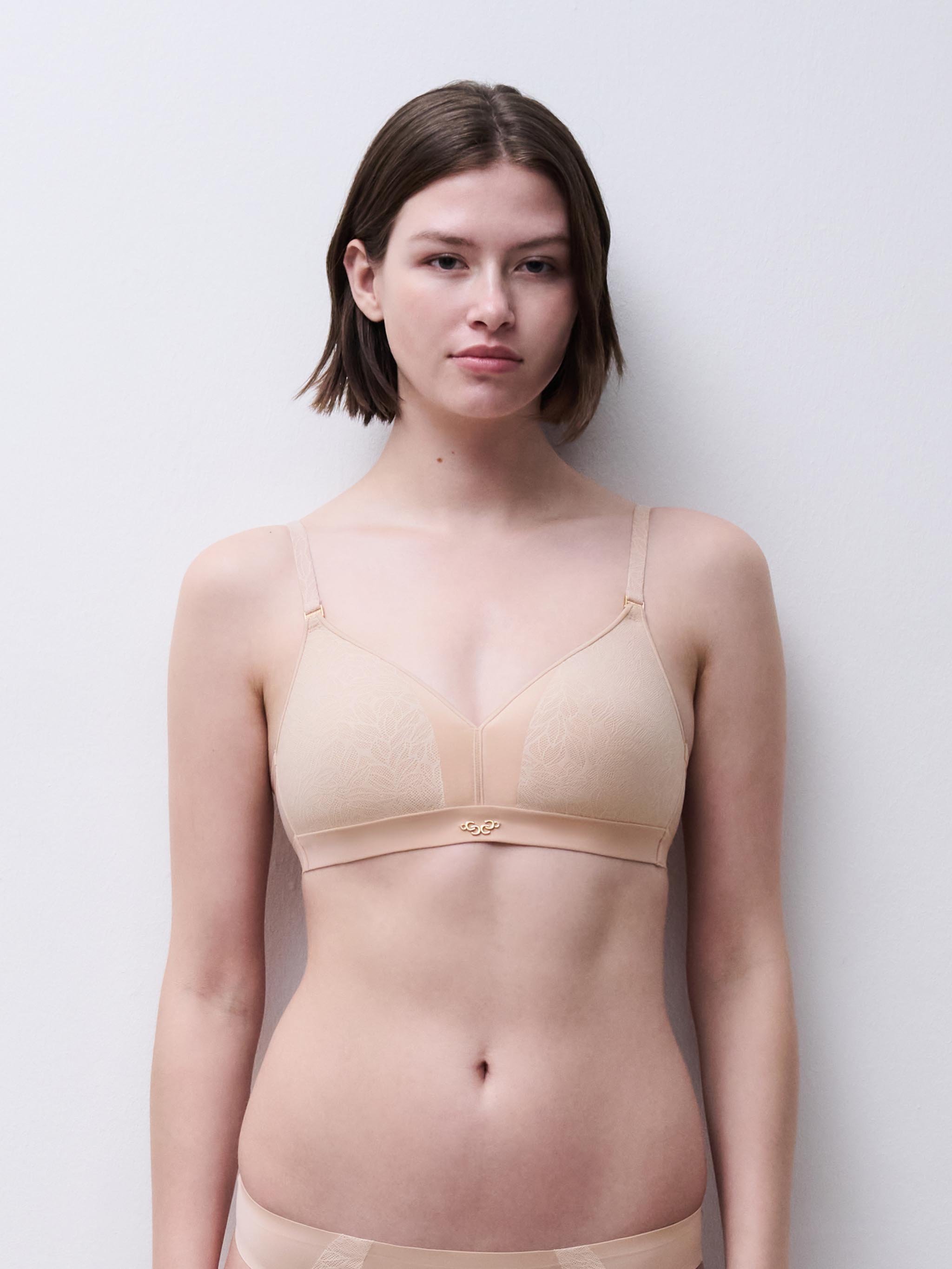 Non-wired padded lace bra CHANTELLE Beige