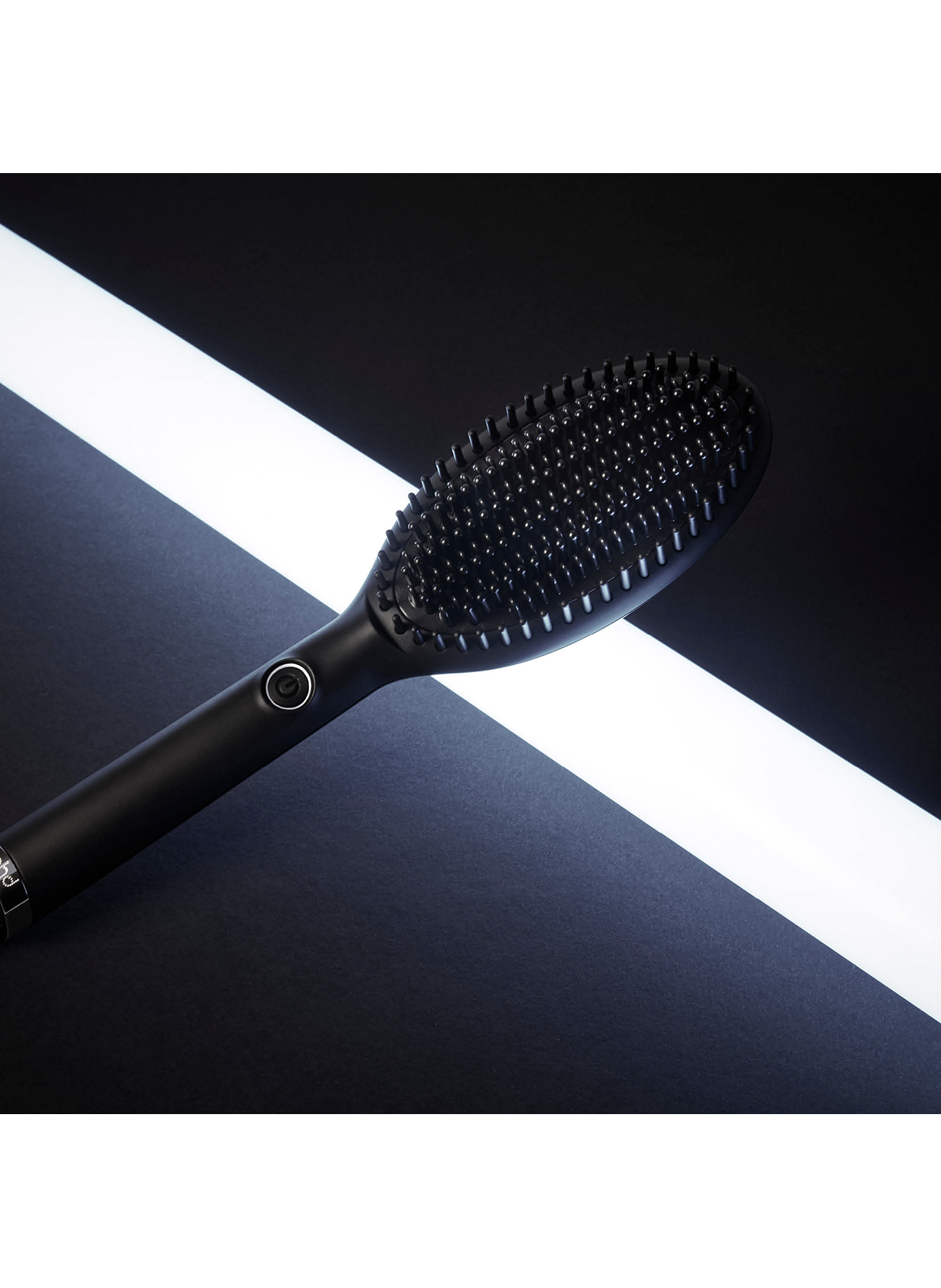 GHD GLIDE Heated Straightening Brush GHD Noir