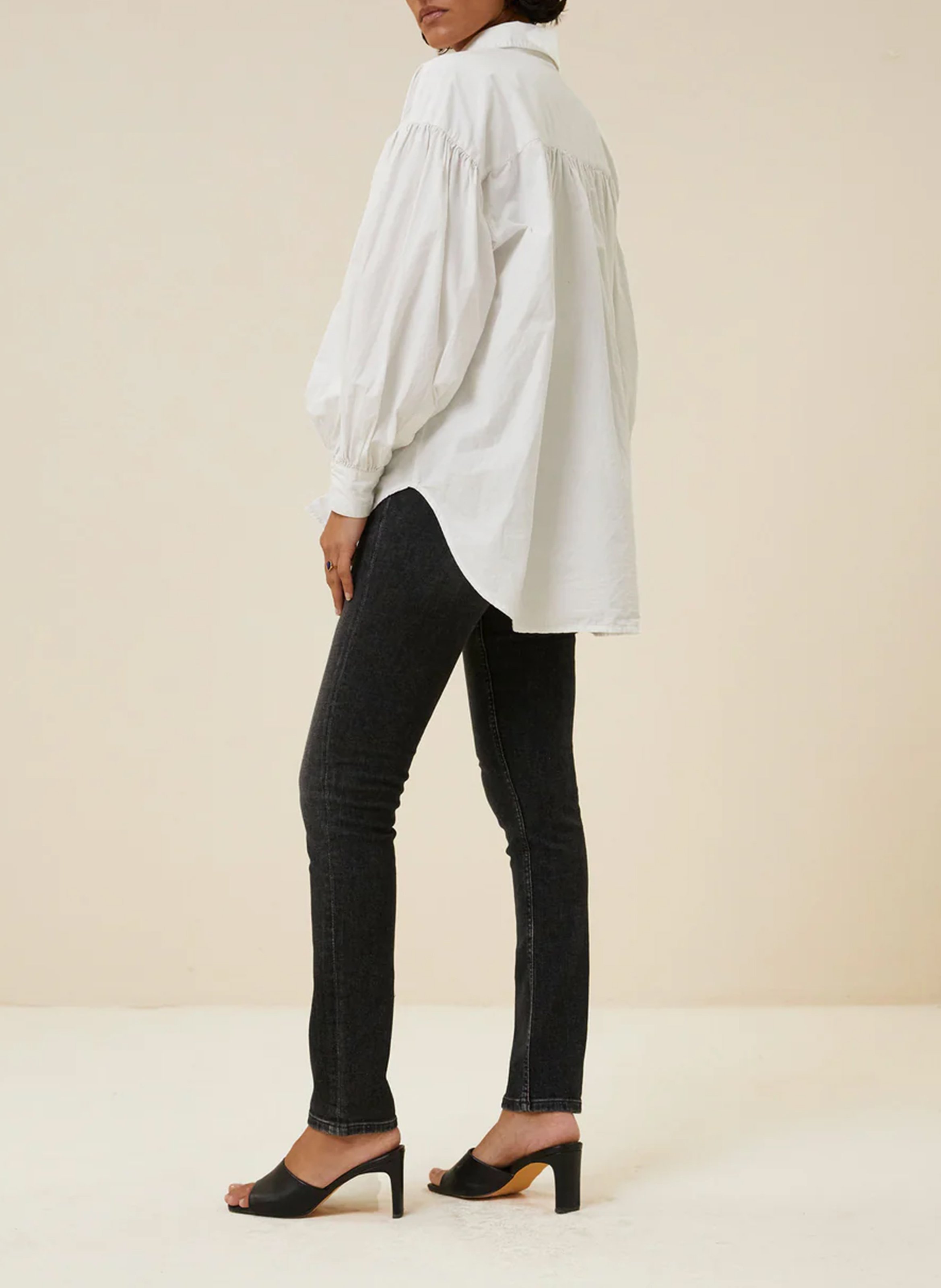 Loose-fit cotton shirt with classic collar BY BAR White