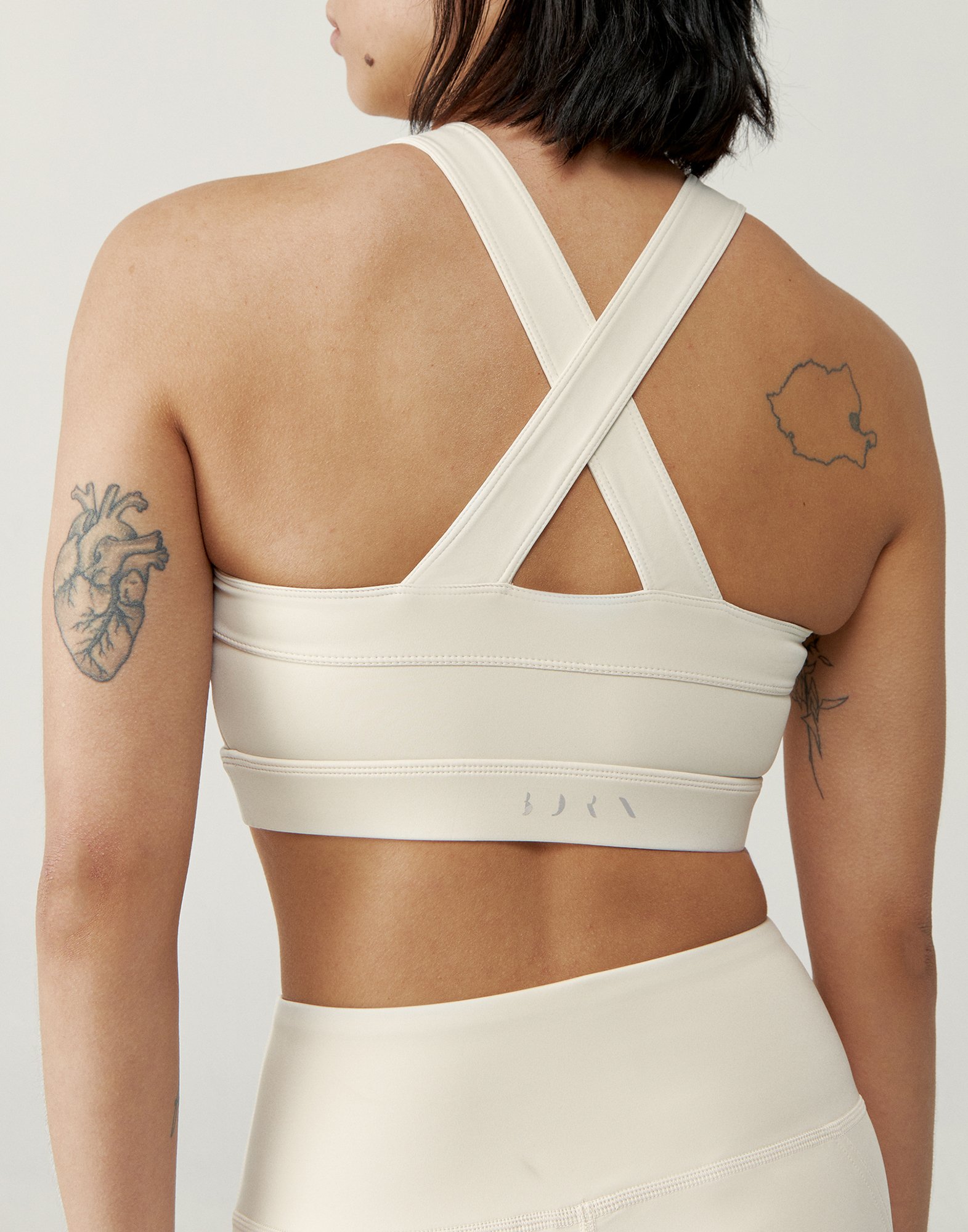 Medium support performance sports bra BORN LIVING YOGA Beige