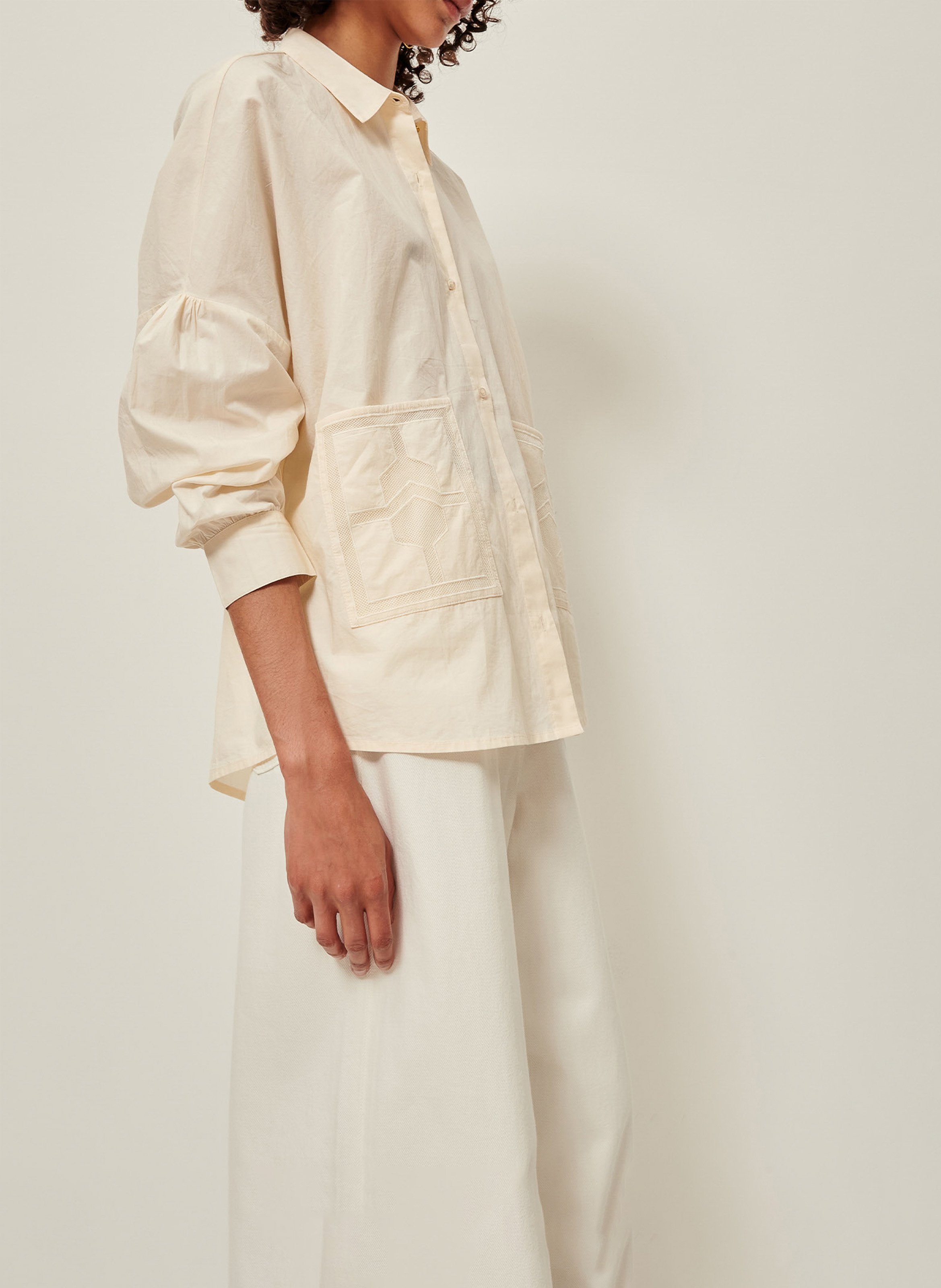 Loose cotton backless shirt SESSUN Beige