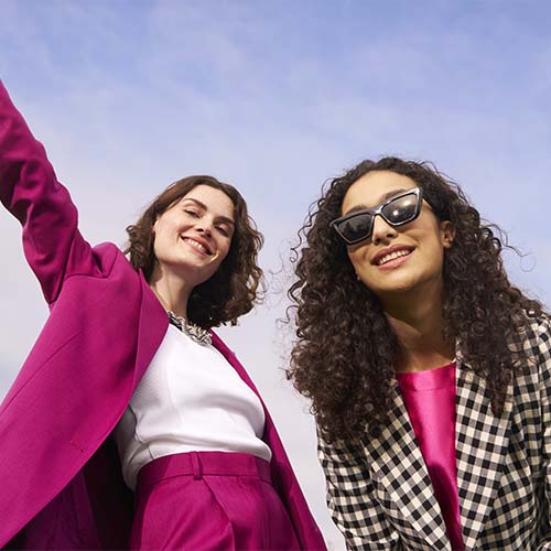 Comment porter le tailleur pour femme différemment ?