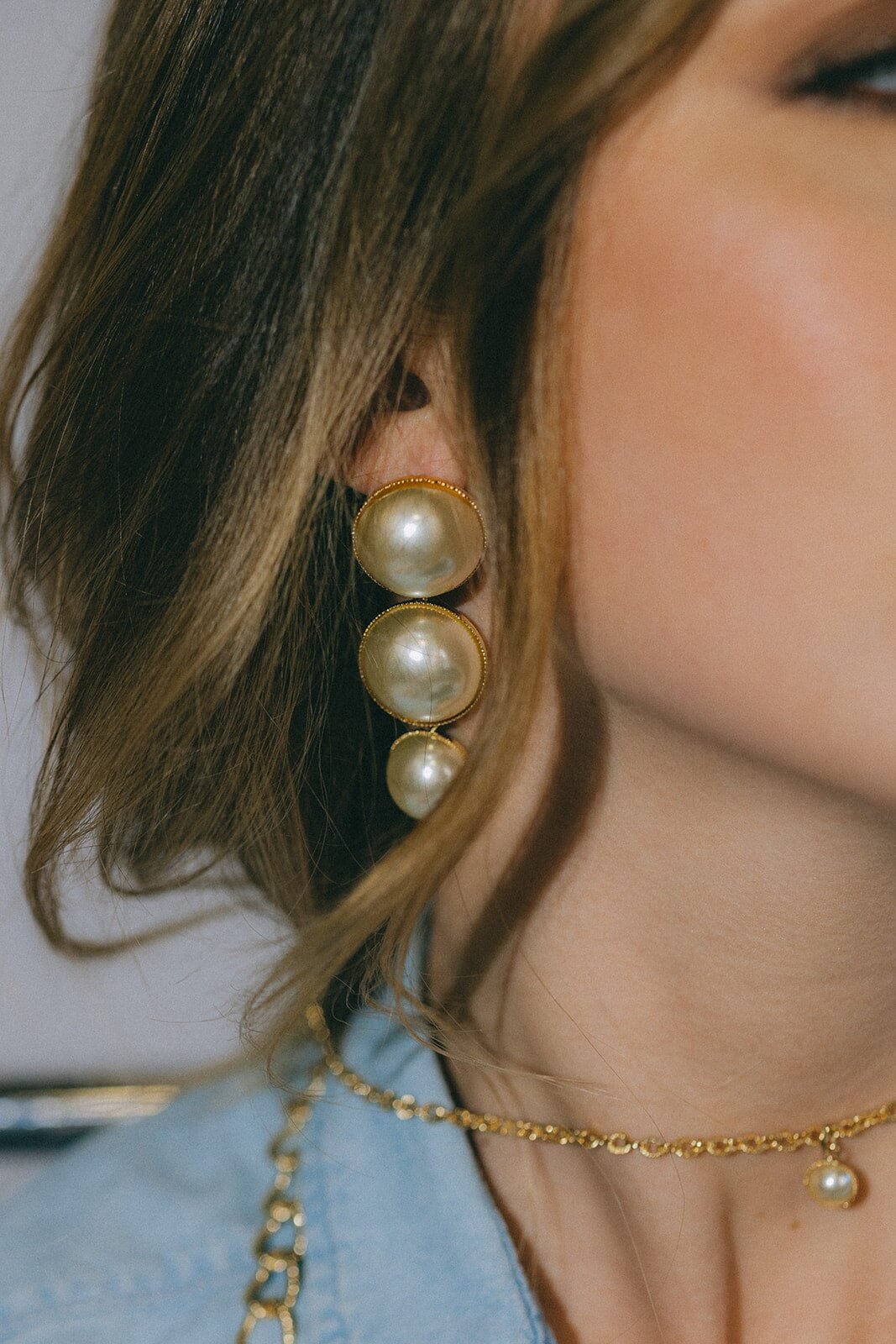 Maxi dangling stud earrings with gold-plated pearls MONSIEUR SIMONE Silver