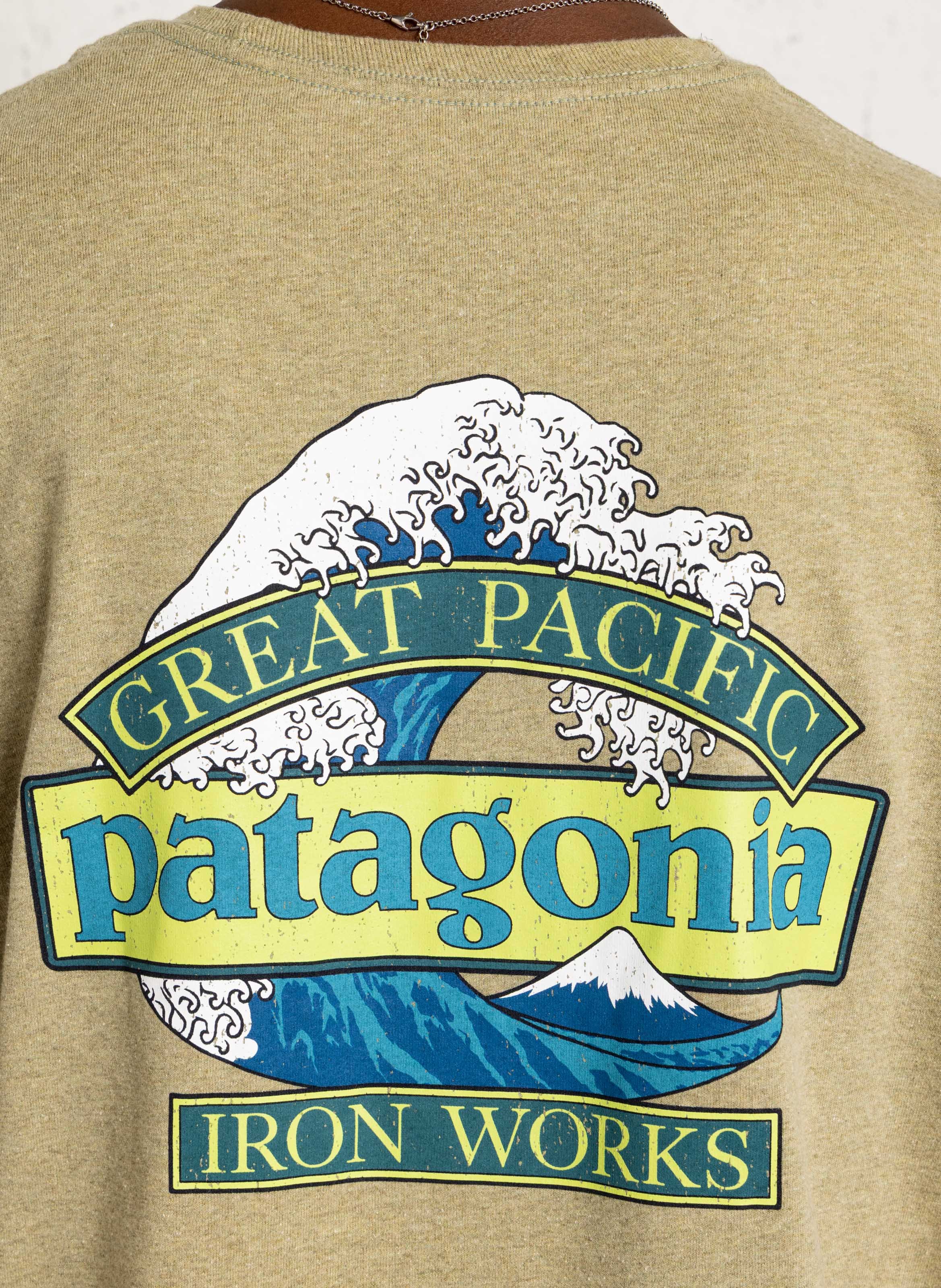 Camiseta recta de mezcla de algodón reciclado con cuello redondo PATAGONIA Beige