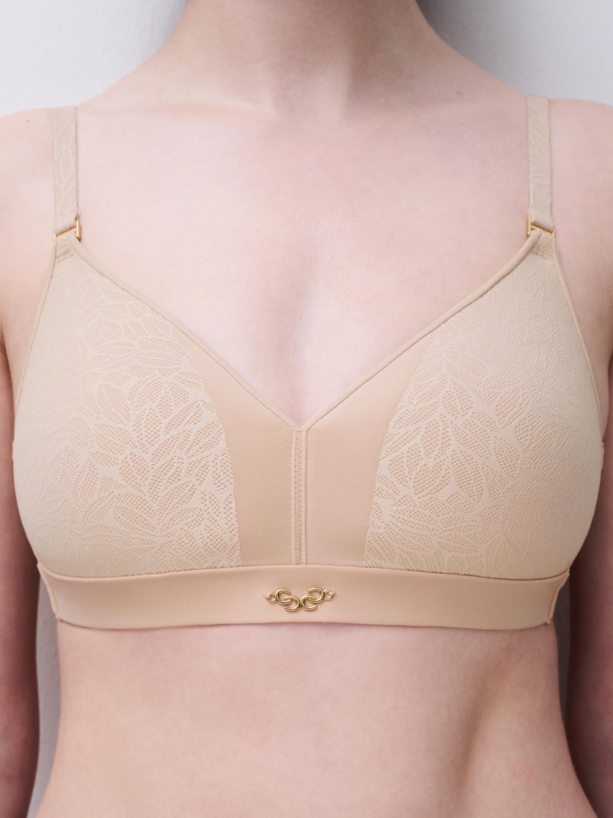 Non-wired padded lace bra CHANTELLE Beige