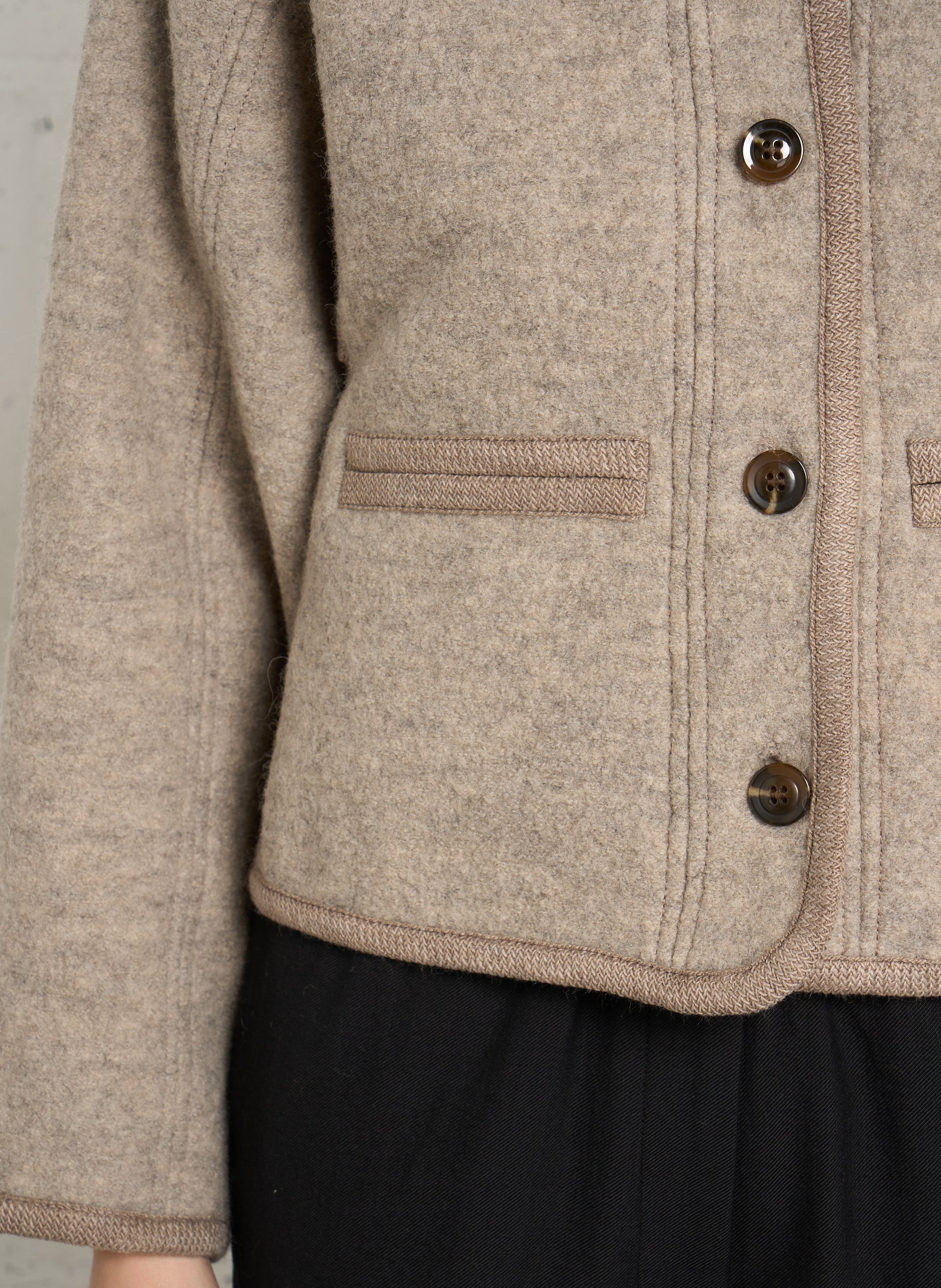 Gerade Wolljacke SOEUR Beige