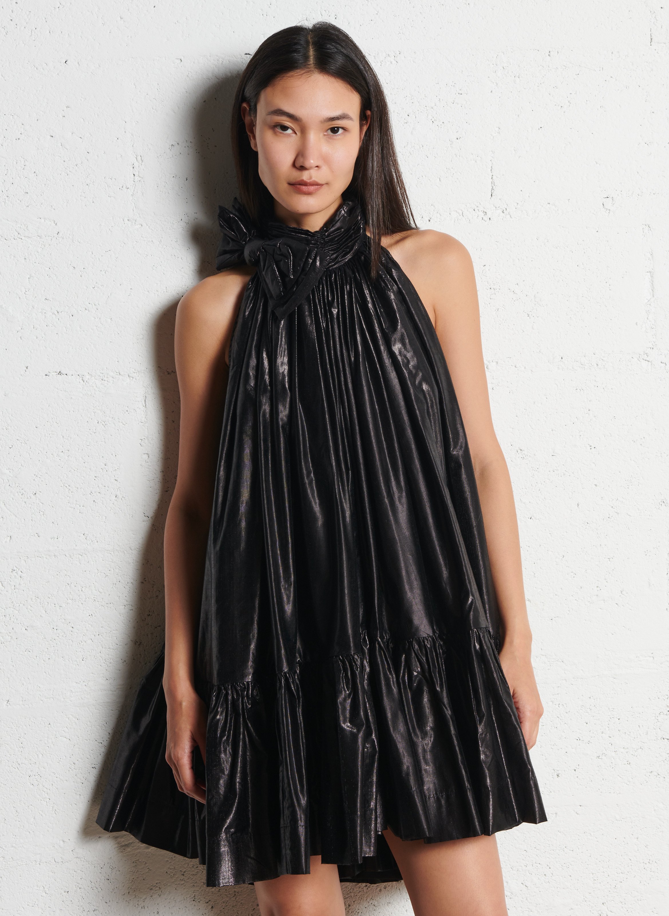 Robe courte babydoll métallisée  Noir