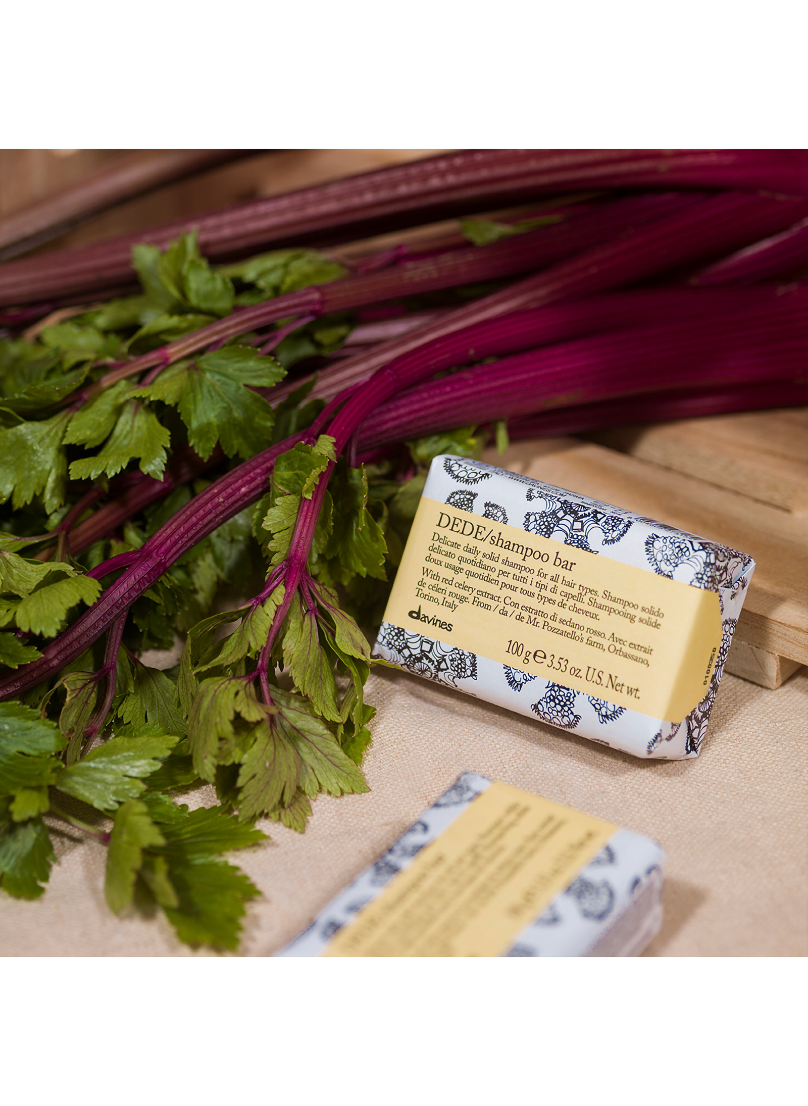 DEDE/ SHAMPOO BAR DAVINES No color