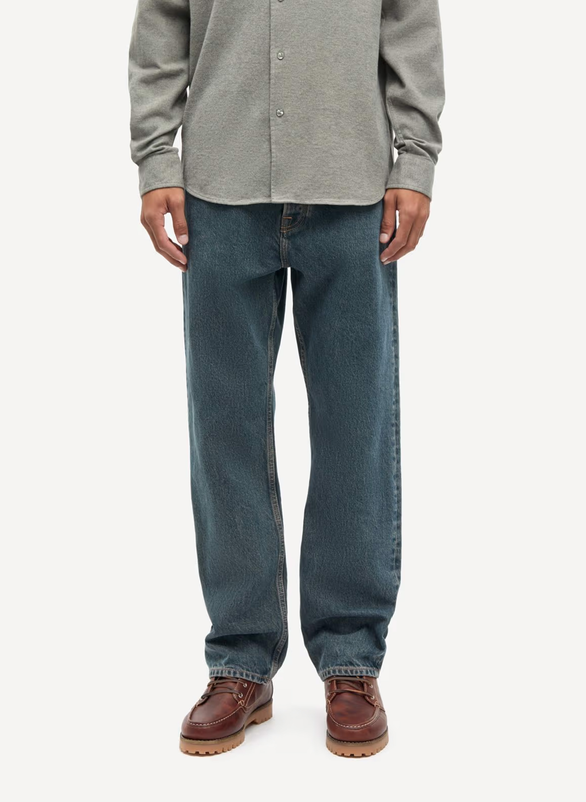 - Straight-leg jeans
- 5 pockets
- Straight cut
- Faded effect SAMSOE SAMSOE Blue