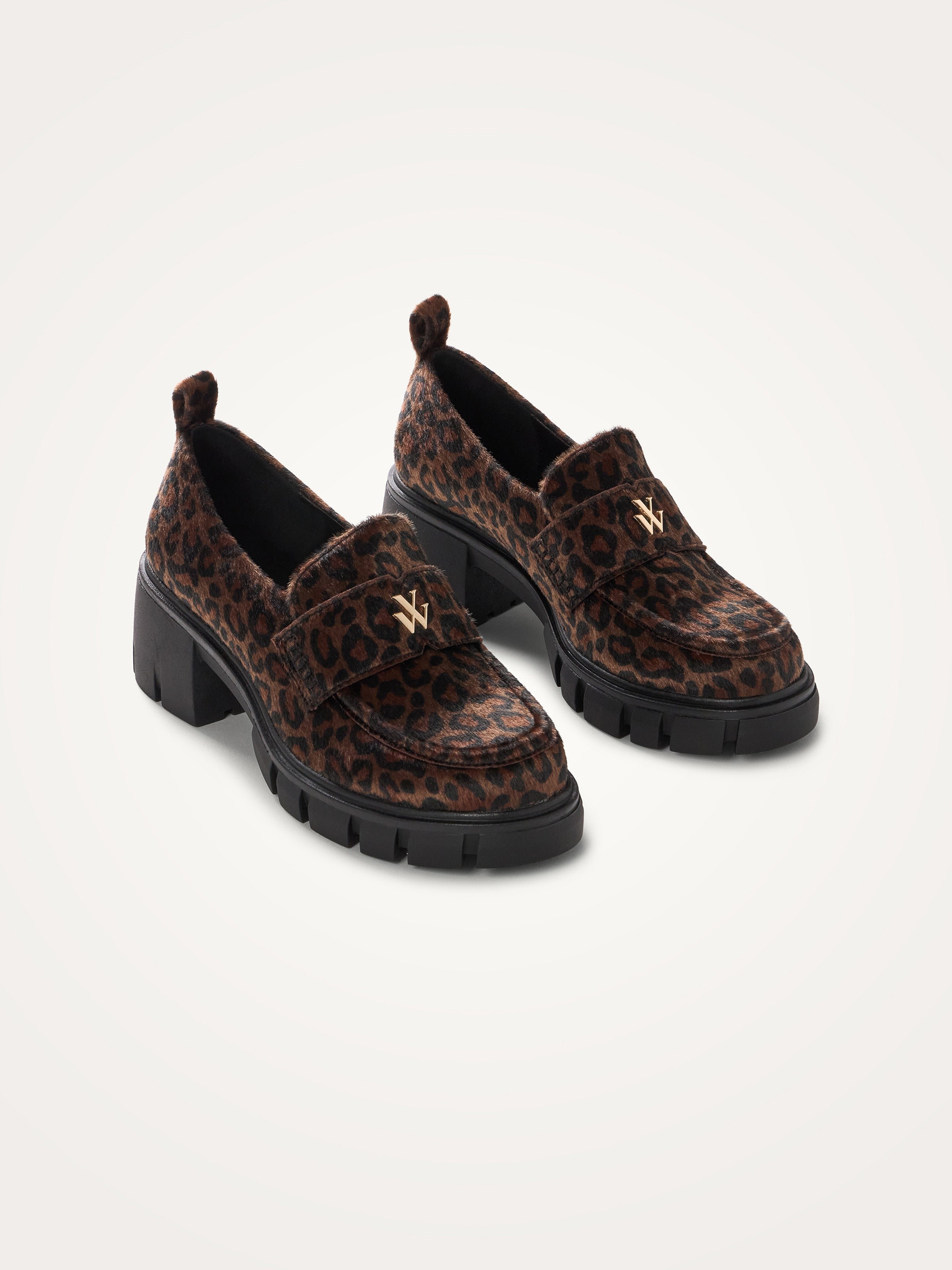 Moccasins with serrated heel VANESSA WU Brown