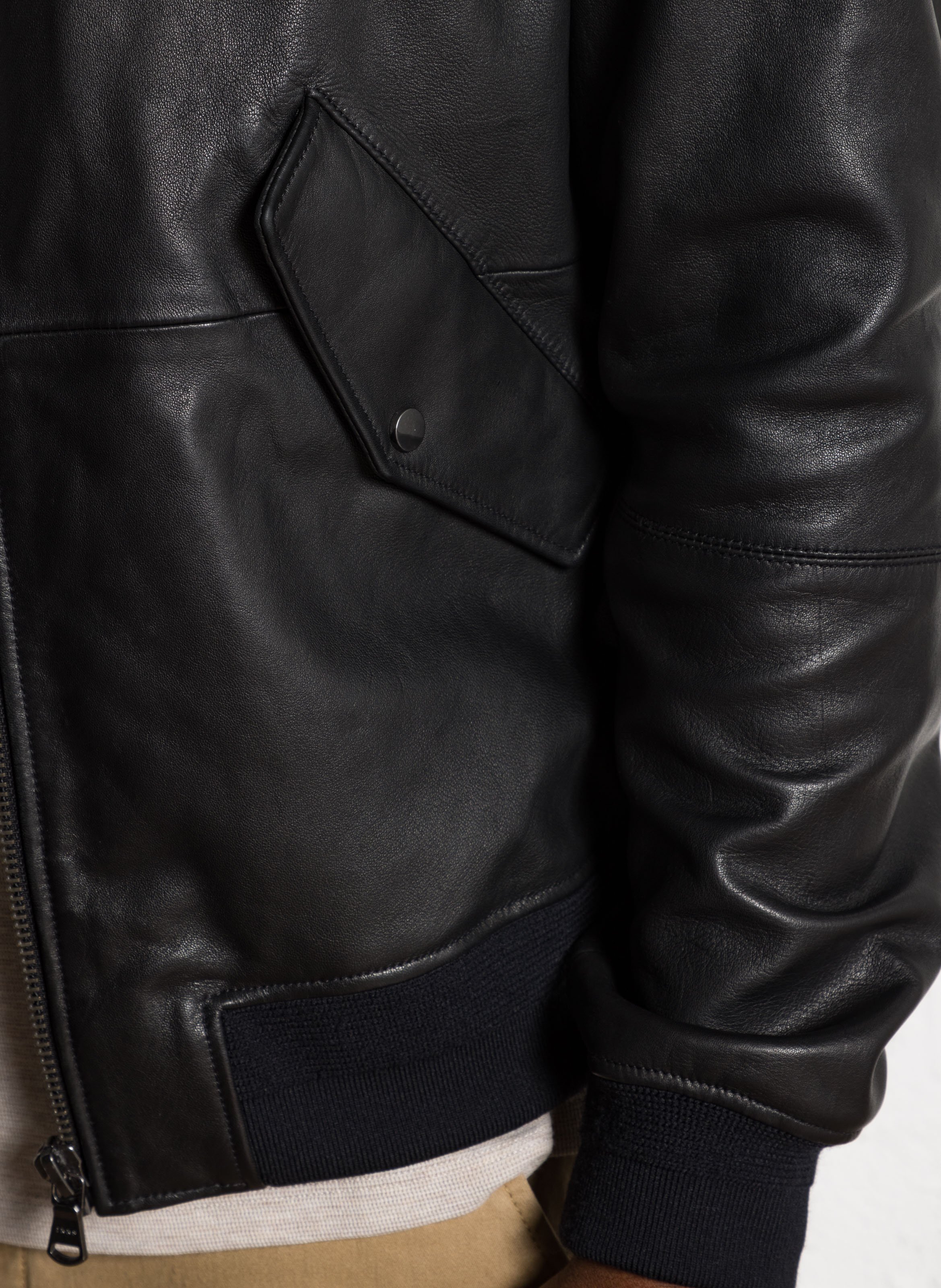 Gerader Blouson mit Stehkragen aus Leder IKKS Schwarz