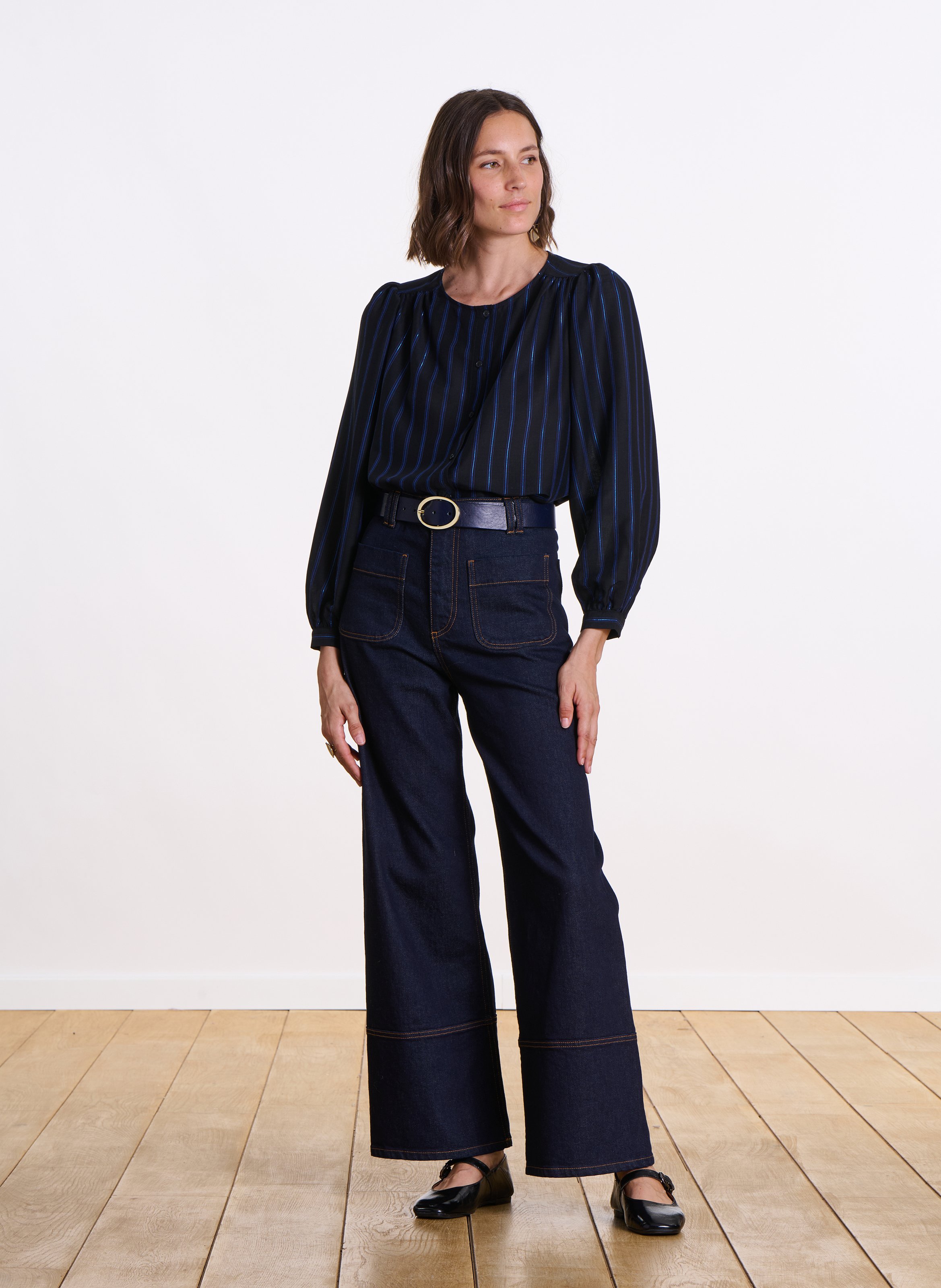 - Buckle closure. - Width: 3 cm.  LA FEE MARABOUTEE Blue