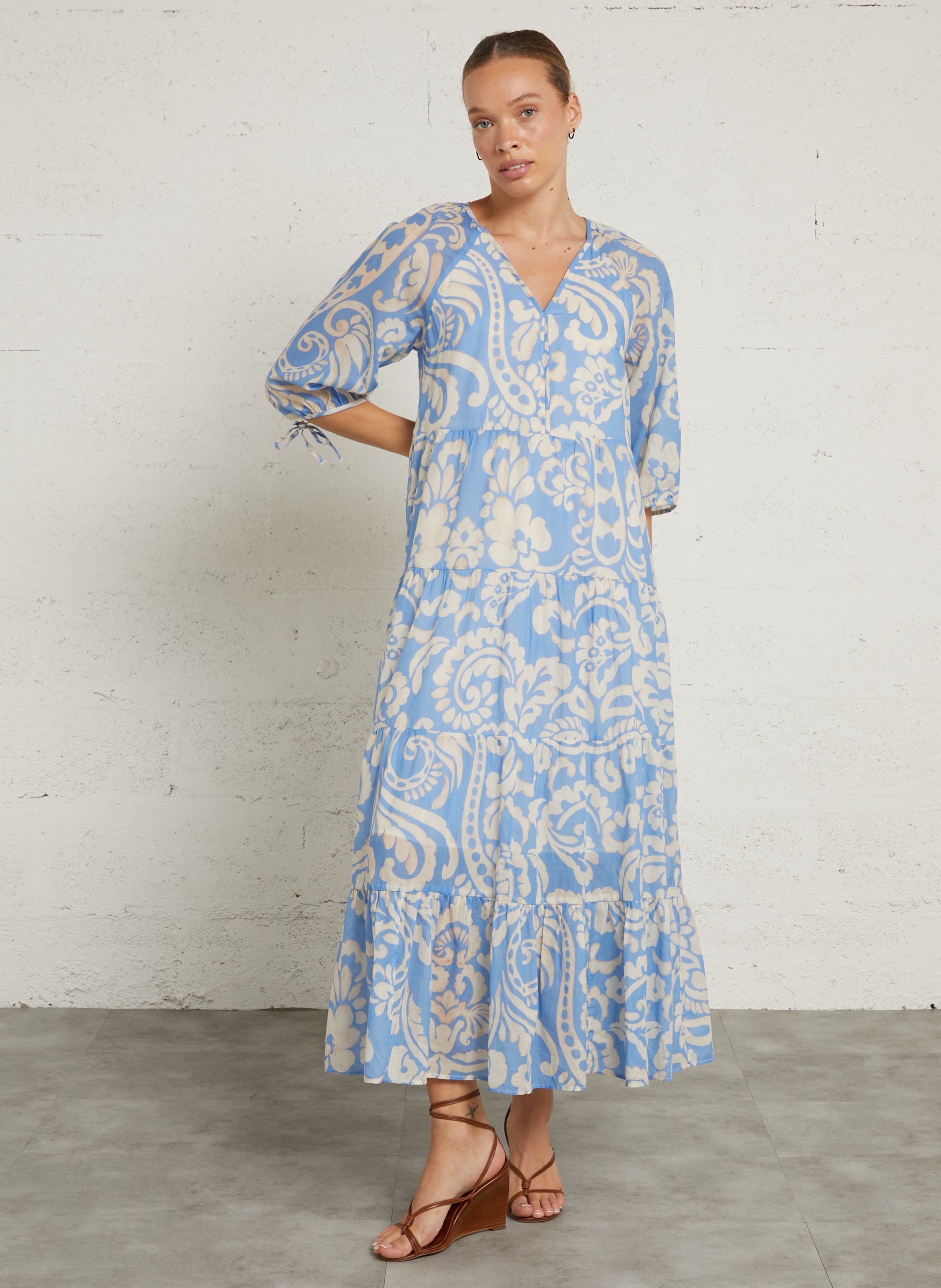 Lange, katoenen jurk met V-hals SUD EXPRESS Blauw