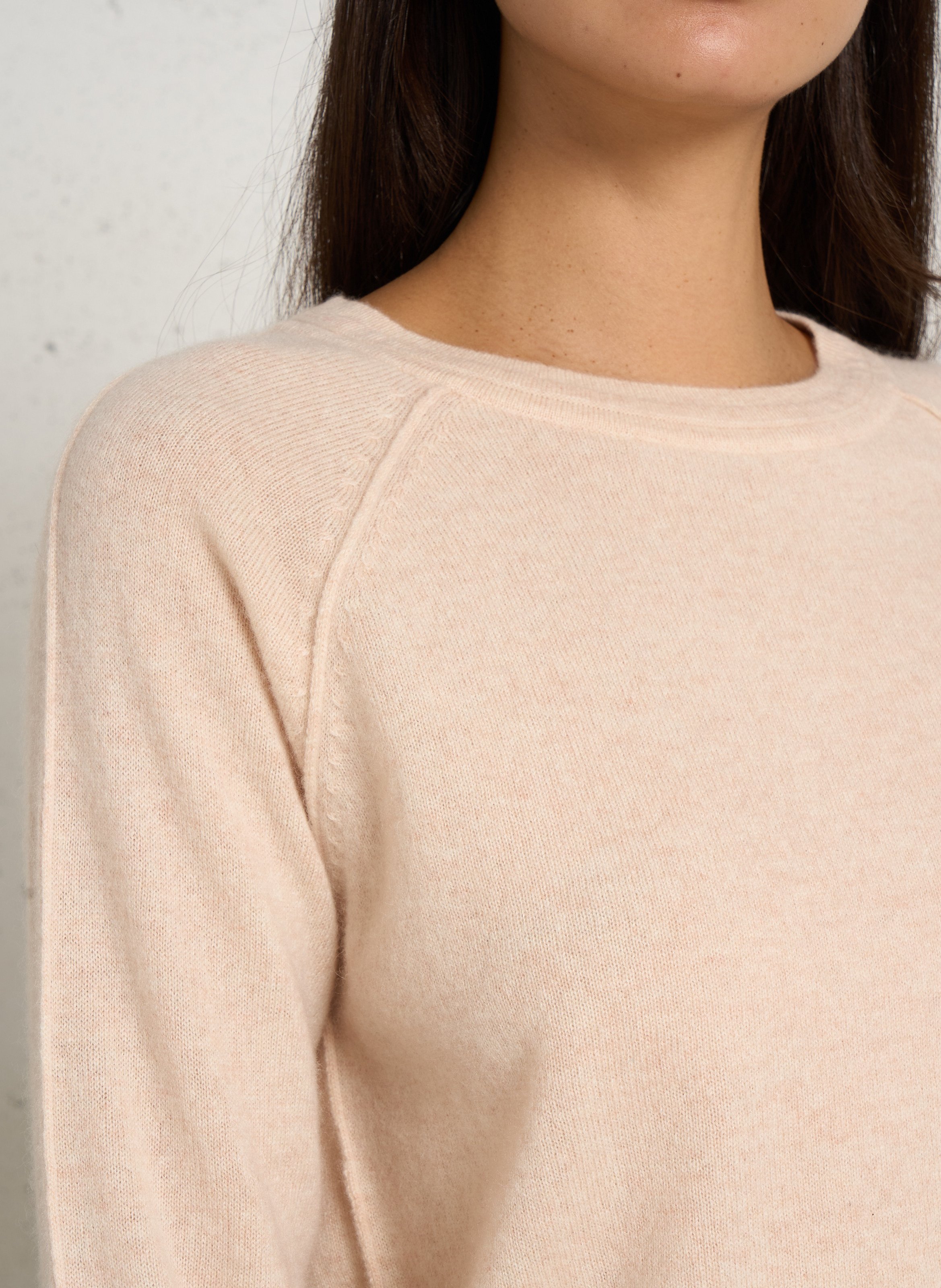 Straight round neck cashmere sweater MAISON 123 White