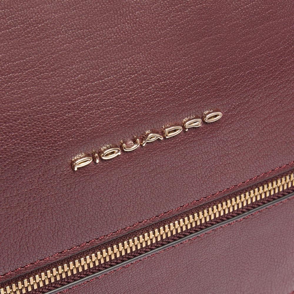 Women's laptop bag with iPad® compartment, shock protection, and RFID protection PIQUADRO Red