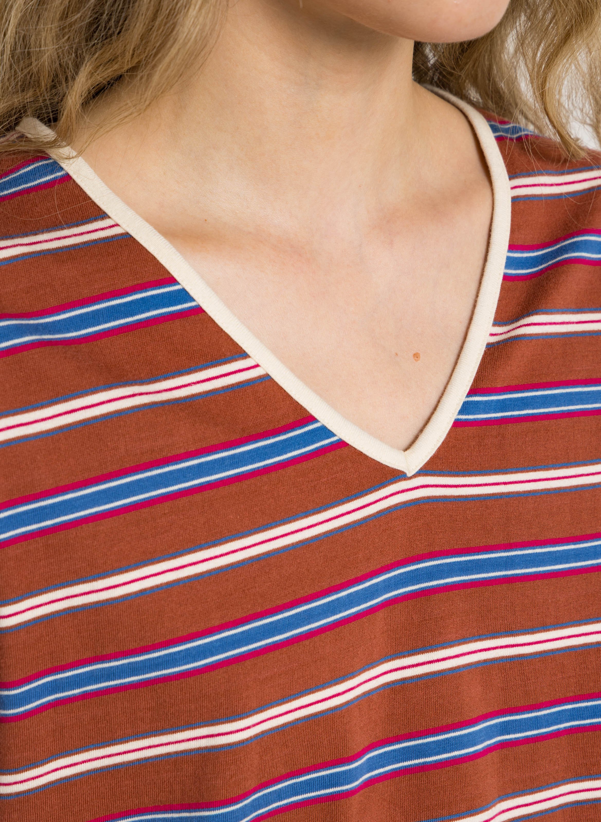 V-neck organic cotton T-shirt LEON & HARPER Brown