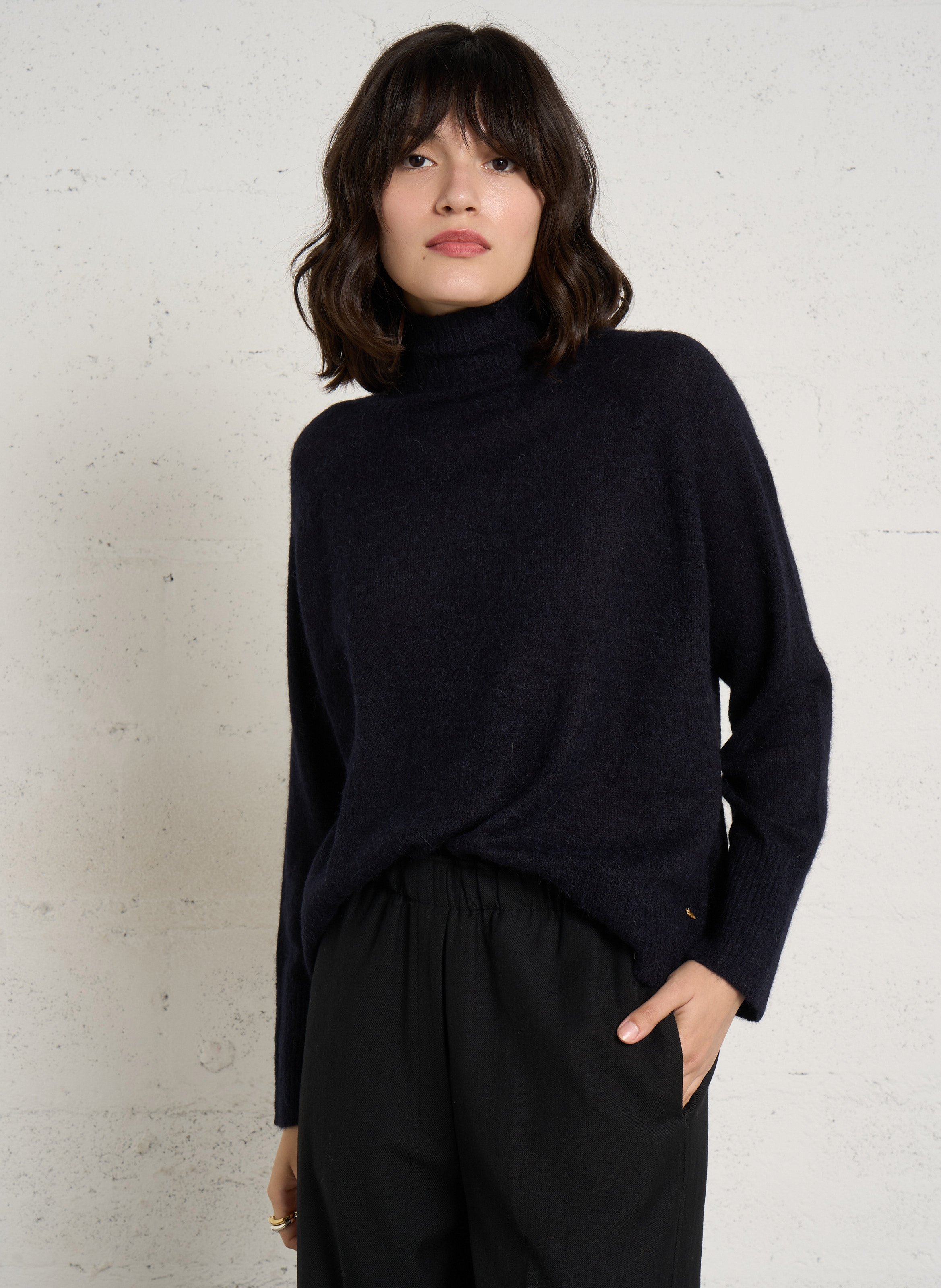 Straight high-neck sweater in wool and silk DES PETITS HAUTS Blue