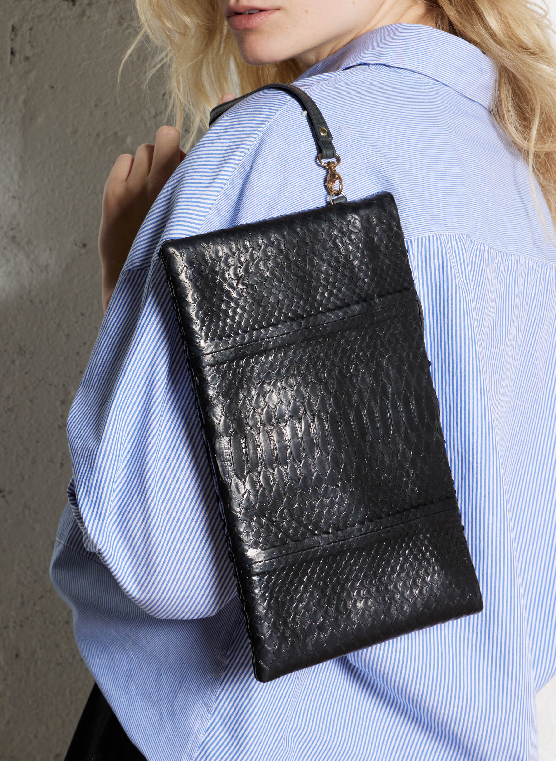 Pochette en python CLARIS VIROT Noir