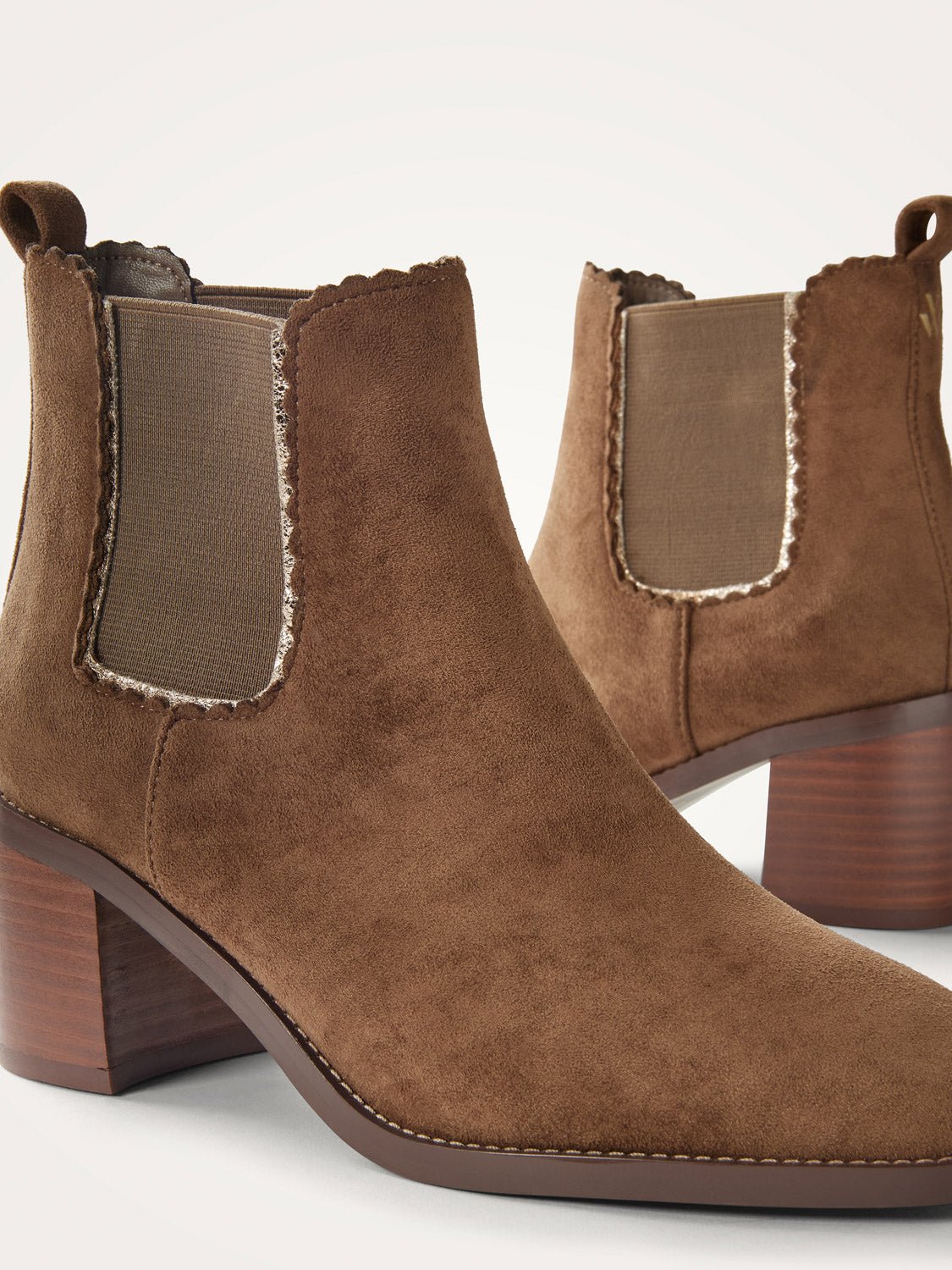 Bottines chelsea à talon VANESSA WU Marron