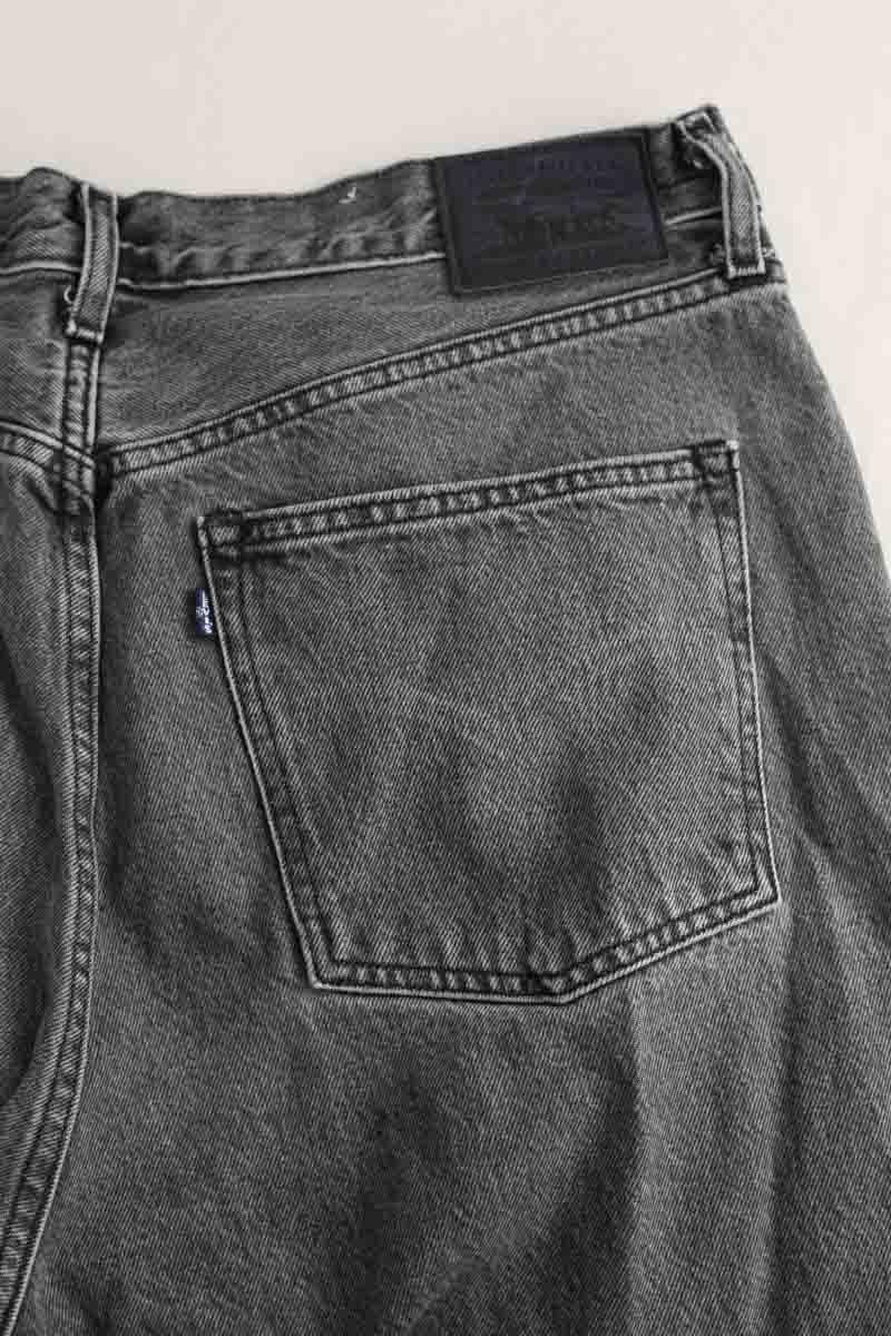 - Straight-leg jeans
- 5 pockets
- Straight cut
- Faded effect LEVI'S - Seconde main Grey