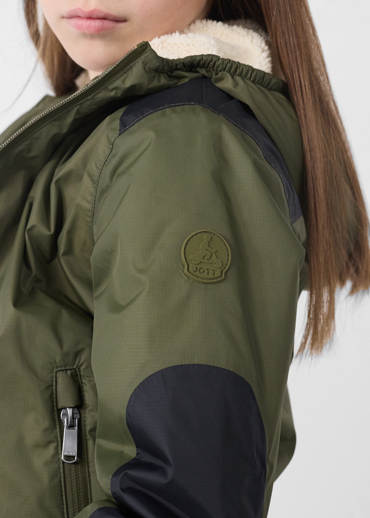 Child's hooded raincoat with sherpa lining lag sherpa JOTT Green