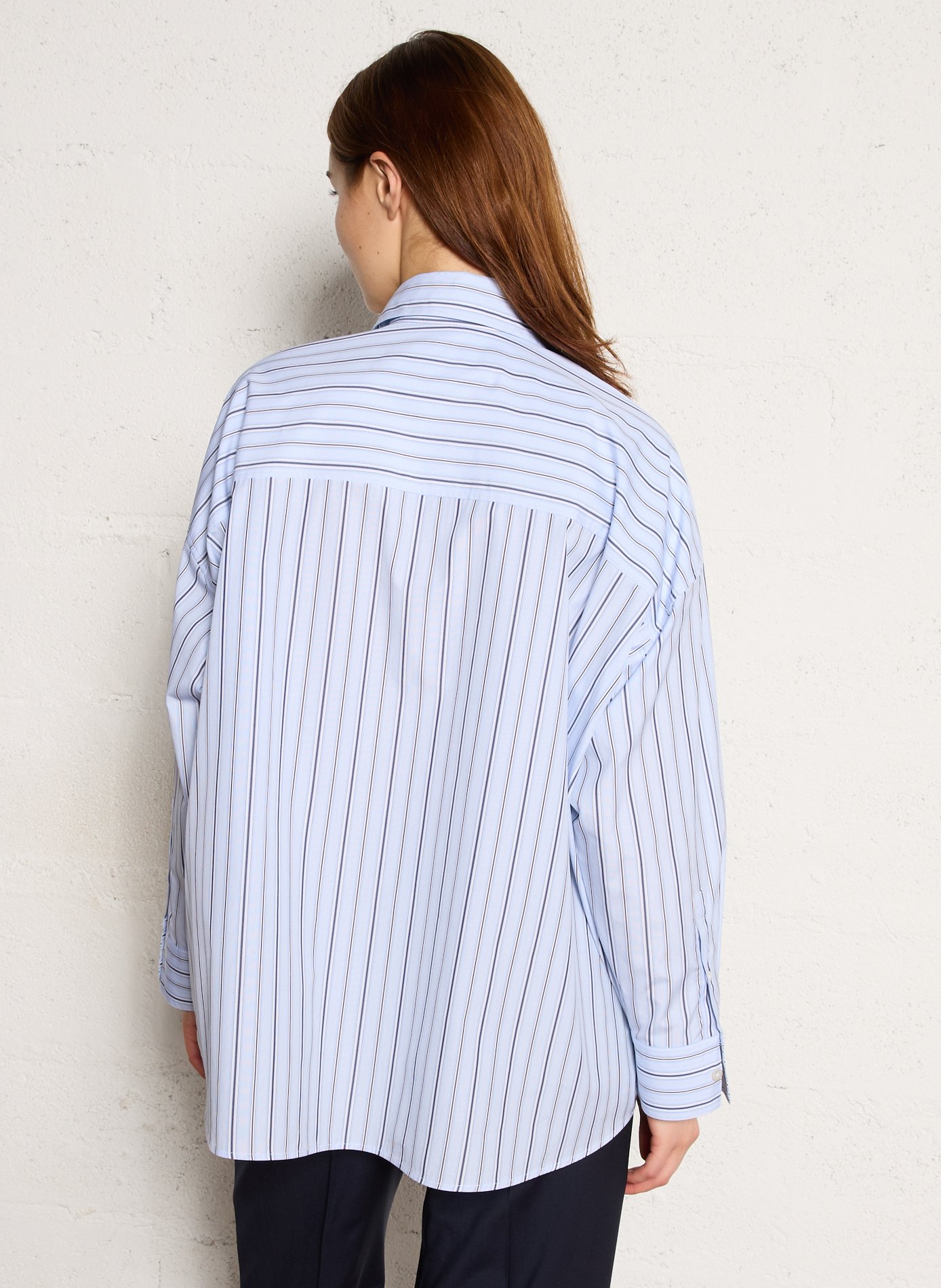 Wijdvallende gestreepte blouse met knoopsluiting Blauw