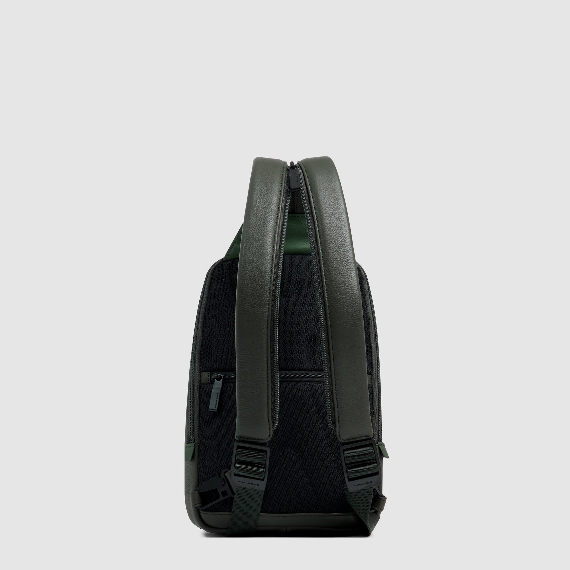 Convertible chest bag into backpack PIQUADRO Green