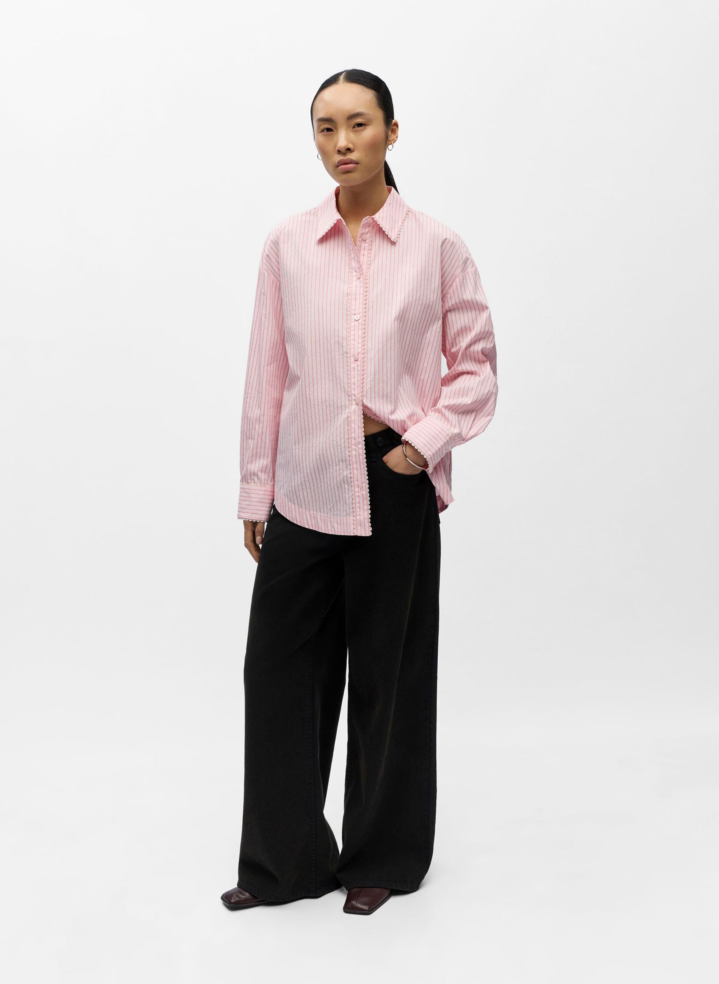 Gerade geschnittenes Hemd mit klassischem Kragen aus Bio-Baumwolle mit Streifen OBJECT Rosa