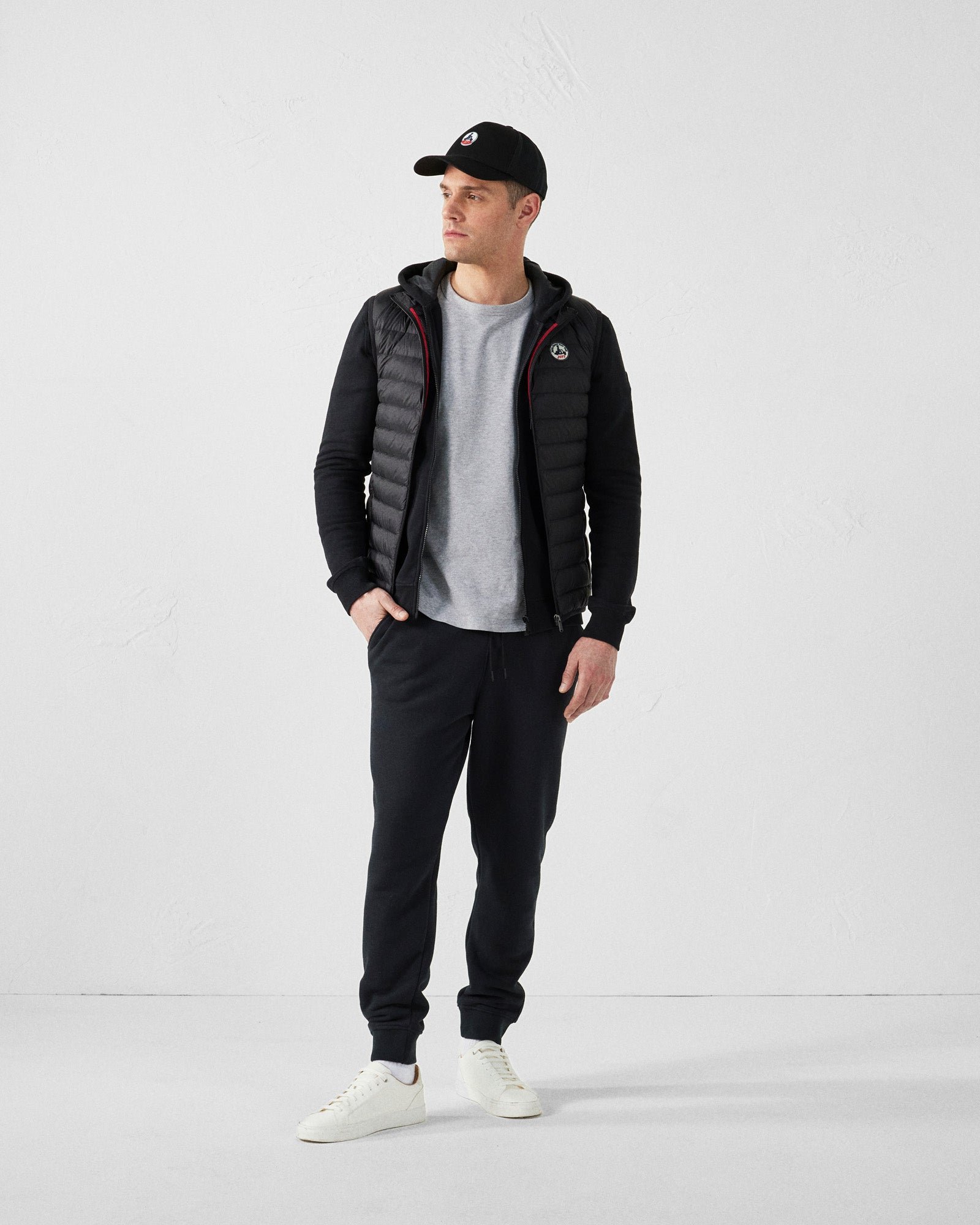 Sleeveless puffer jacket Tom JOTT Black