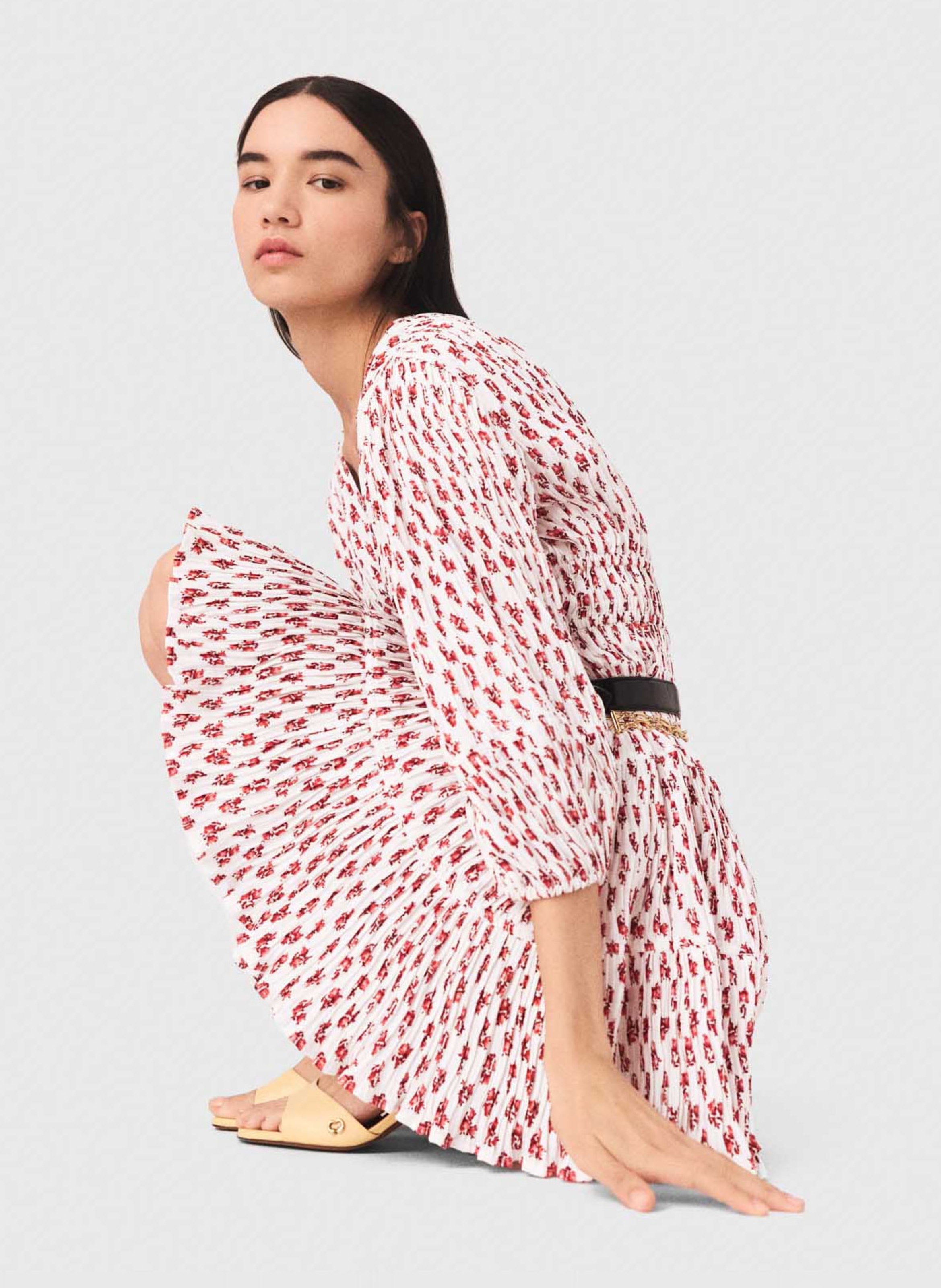 Halflange jurk met V-hals en print MAJE Rood