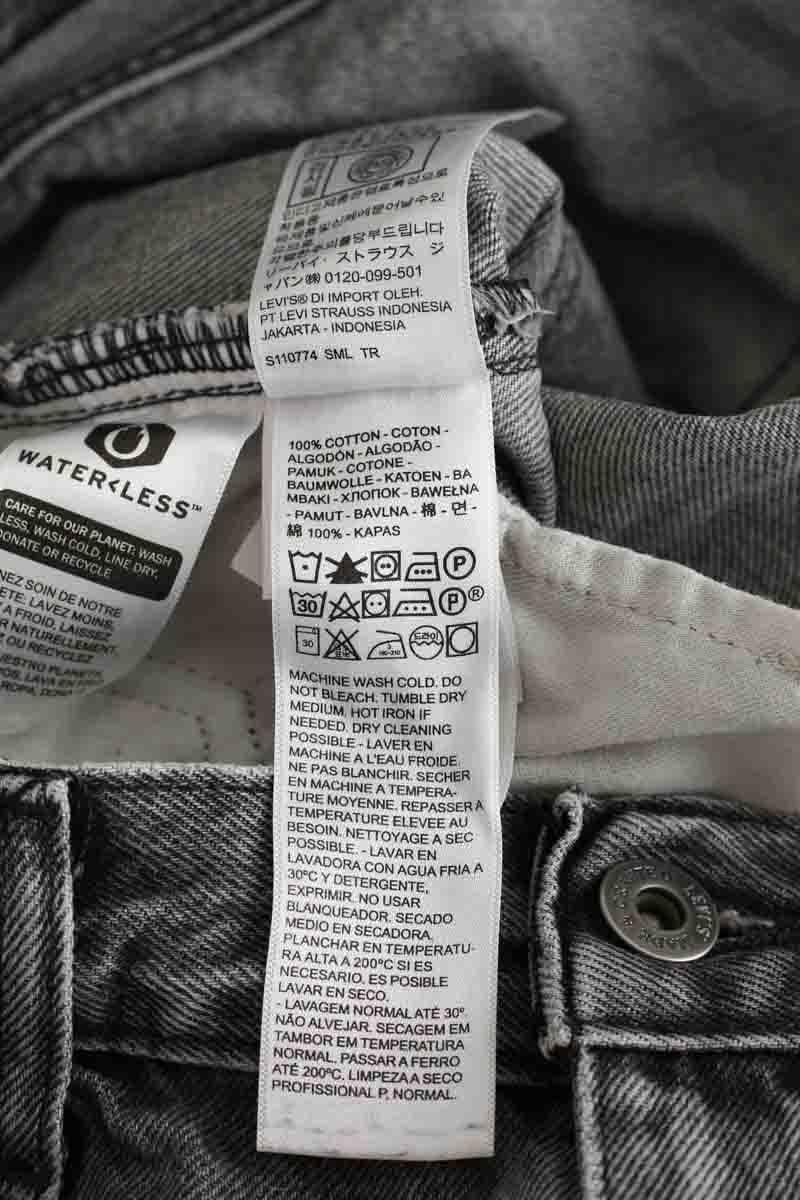 - Straight-leg jeans
- 5 pockets
- Straight cut
- Faded effect LEVI'S - Seconde main Grey