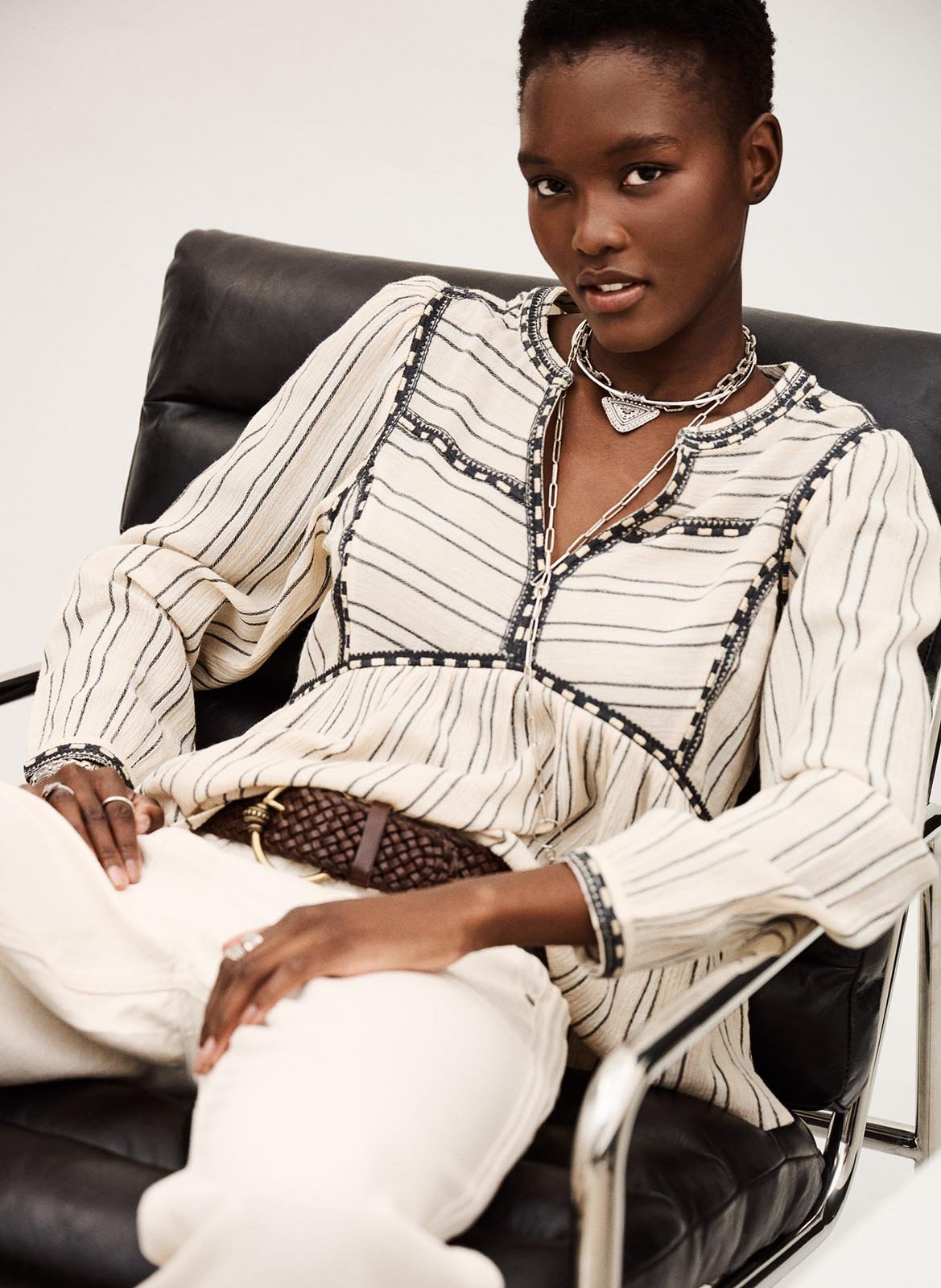 Top droit col V en coton rayé BA&SH Beige