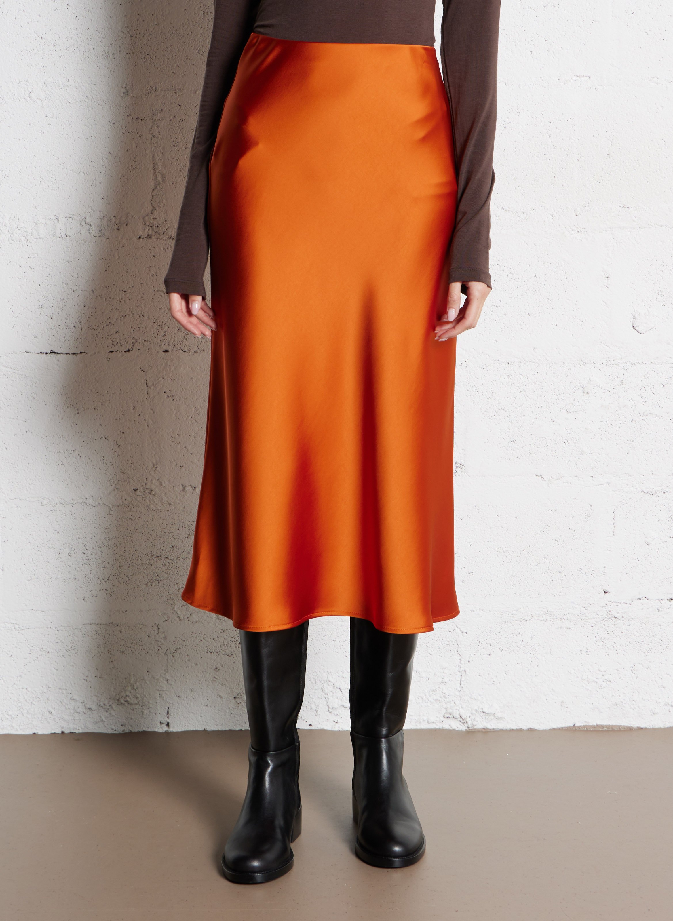 Einfarber ausgestellter Satinrock IMPERIAL